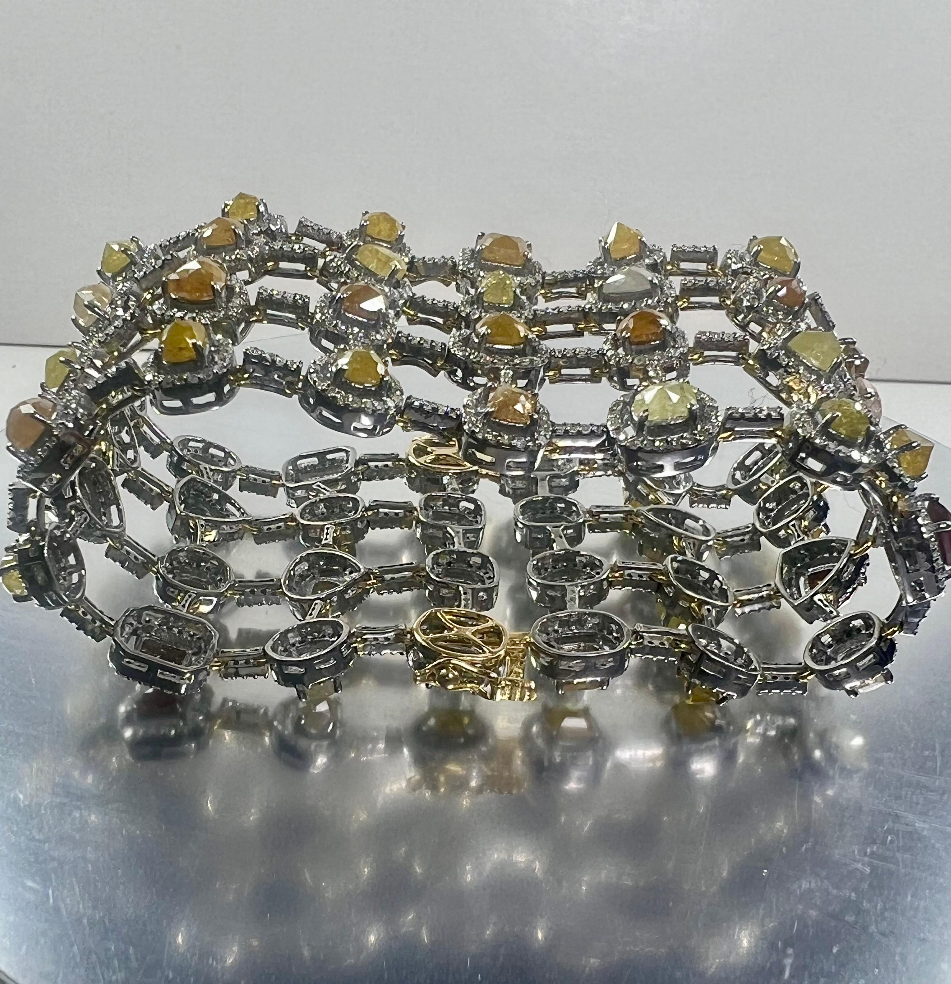 Women's or Men's Pradera D'Art 14k yellow gold diamonds and fancy yellow diamonds Cuff Bracelet For Sale