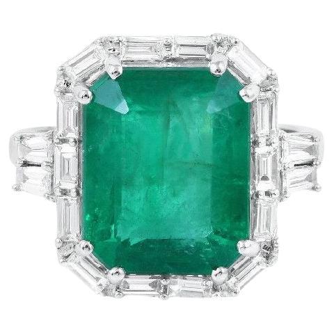 Anello Pradera Jewels in oro bianco 18k con diamanti e smeraldo