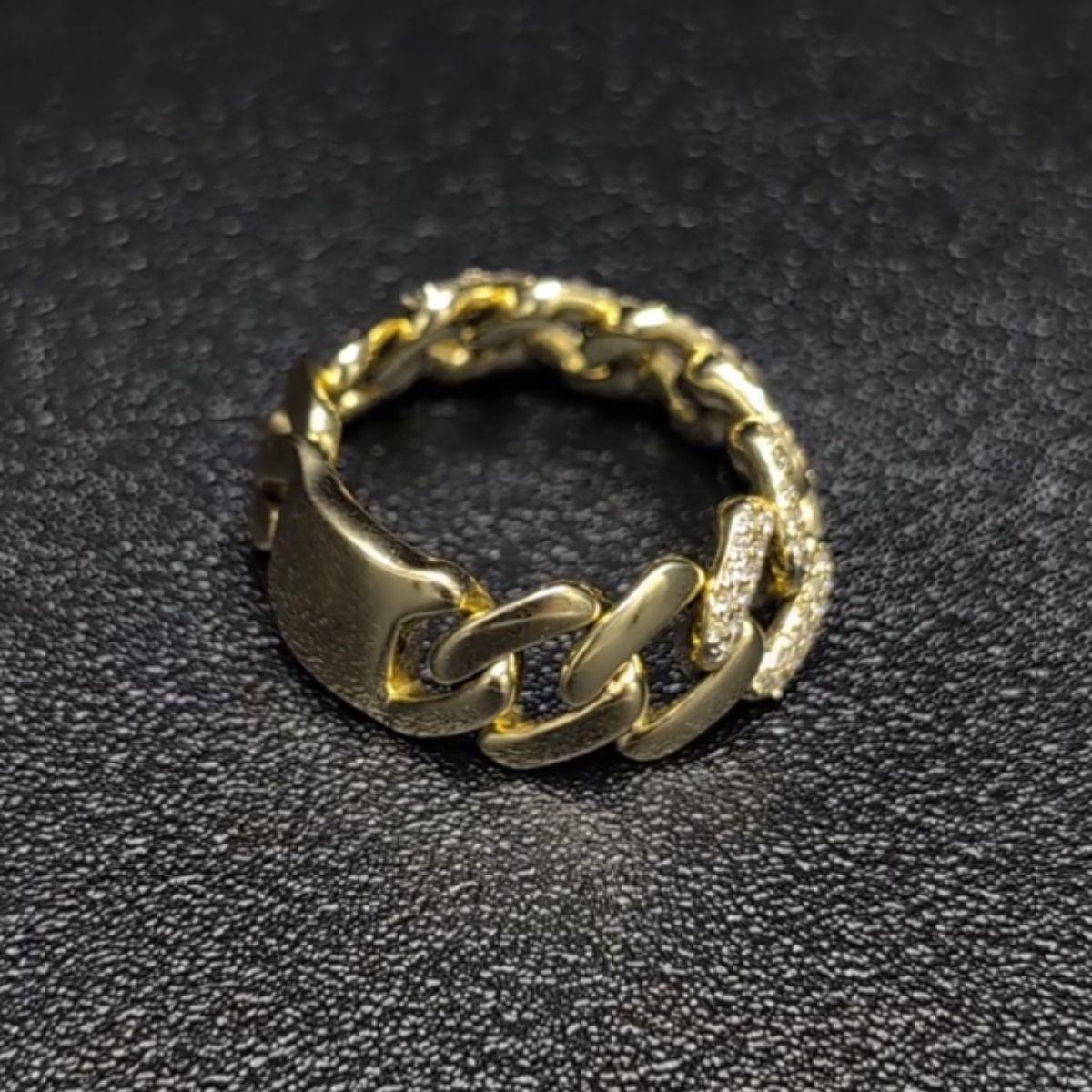 Pradera Joyas Anillo de Oro Amarillo de 18K con Diamantes Contemporáneo en venta