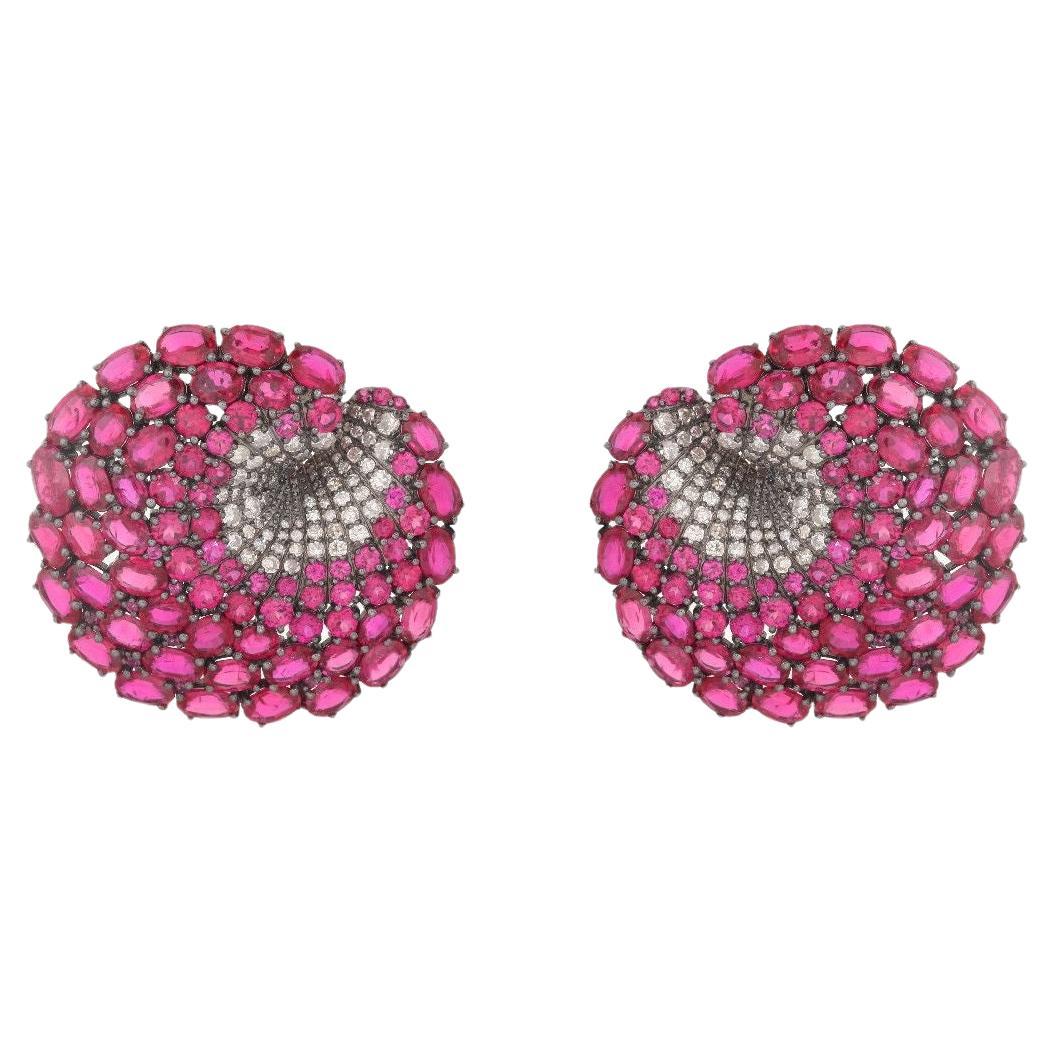 Contemporain Pradera Jewels Boucles d'oreilles en or jaune 18 carats et argent & Diamants & Émeraudes en vente