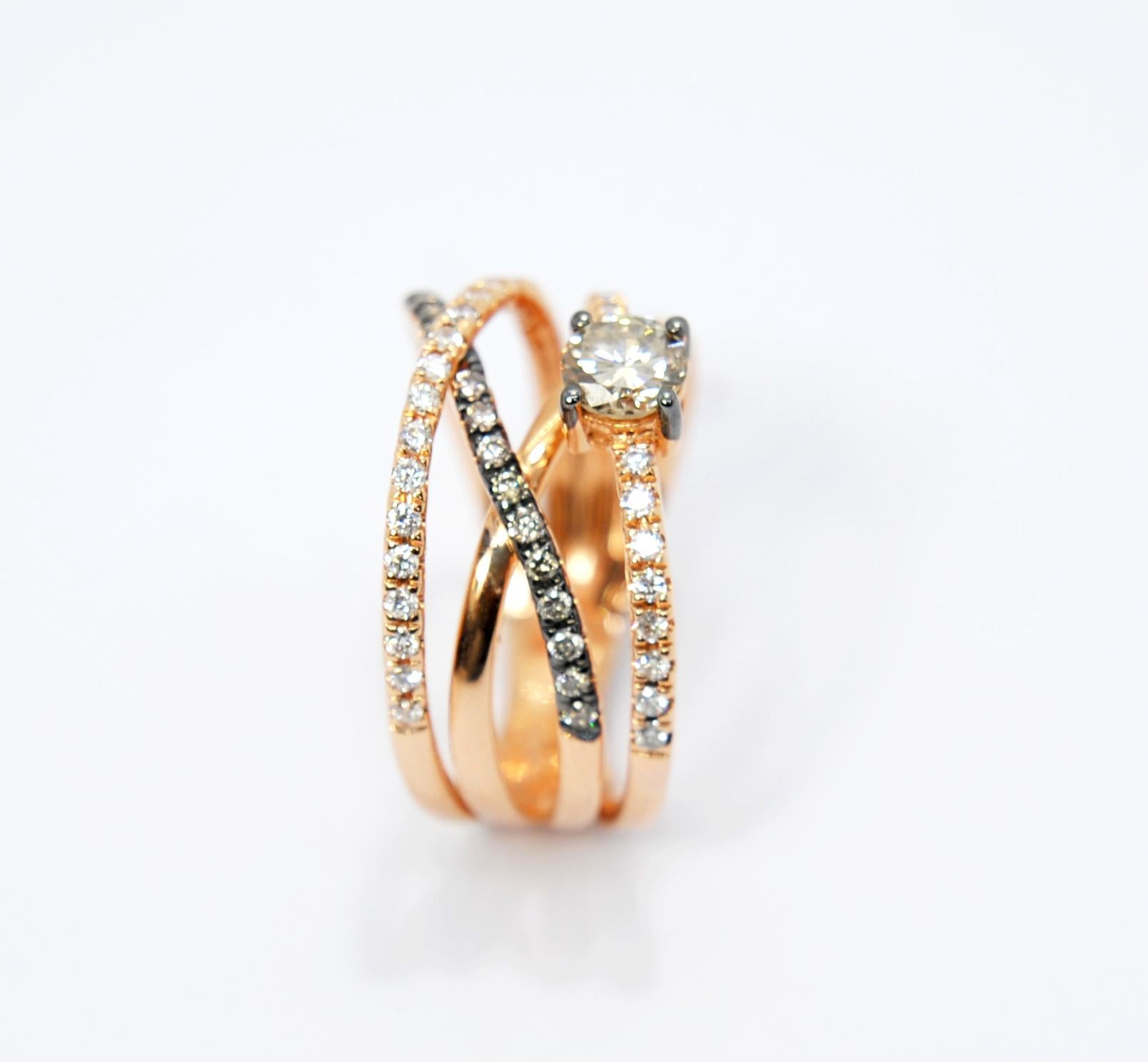 Contemporary Pradera Solitaire Ring with Center Brown Diamond and 18 Karat Gold For Sale