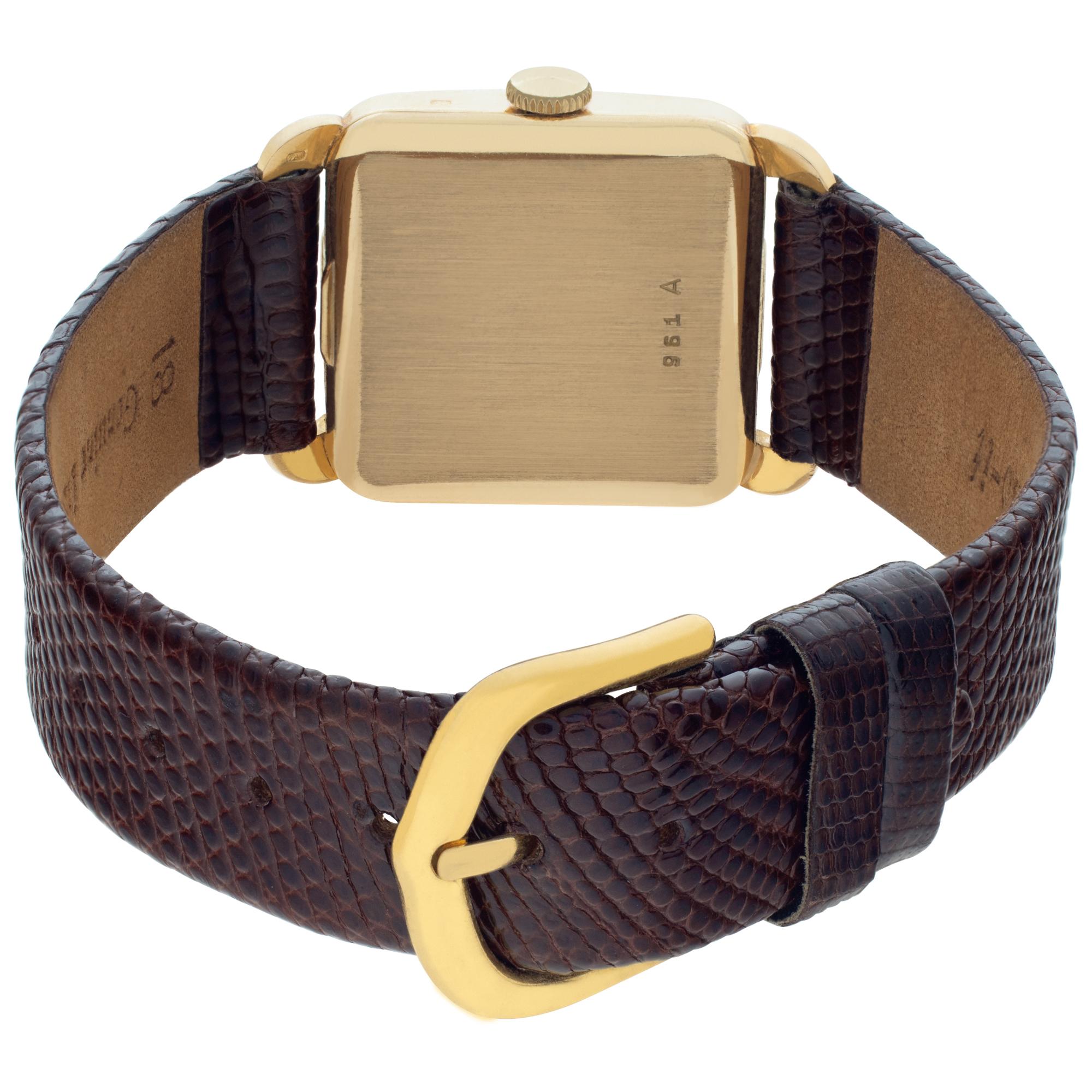 Women's or Men's Praesent Vintage 18k Yellow Gold Wristwatch