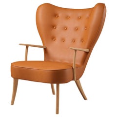 Pragh Lounge Chair