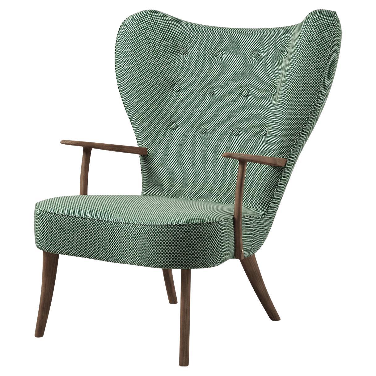 Pragh Lounge Chair