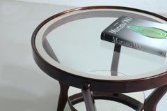 Table basse Prague des années 1950 avec étagères en verre et miroir