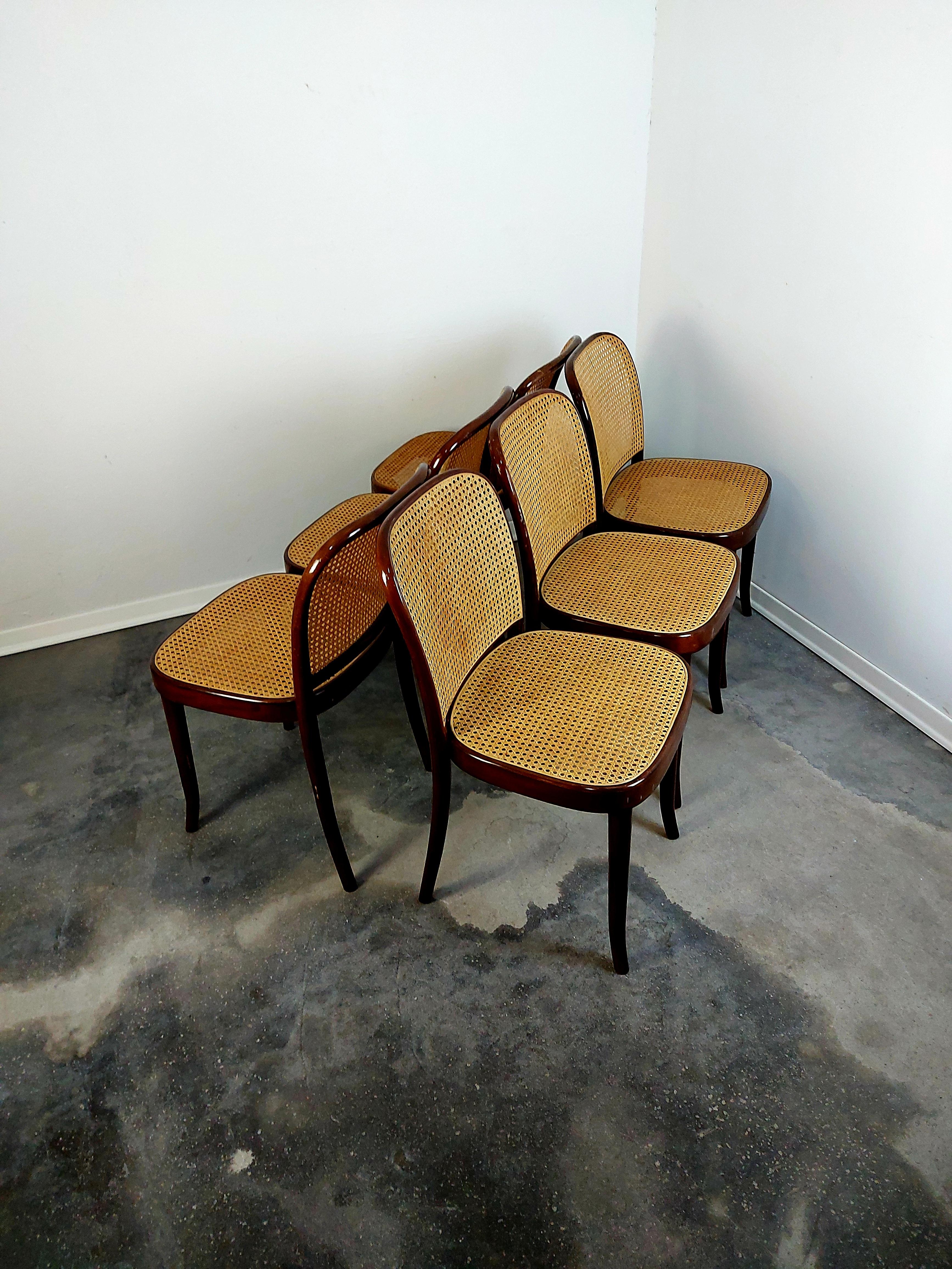 Mid-Century Modern Prague Chair, no. 811 Bentwood chair, 1980s, 1 of 4