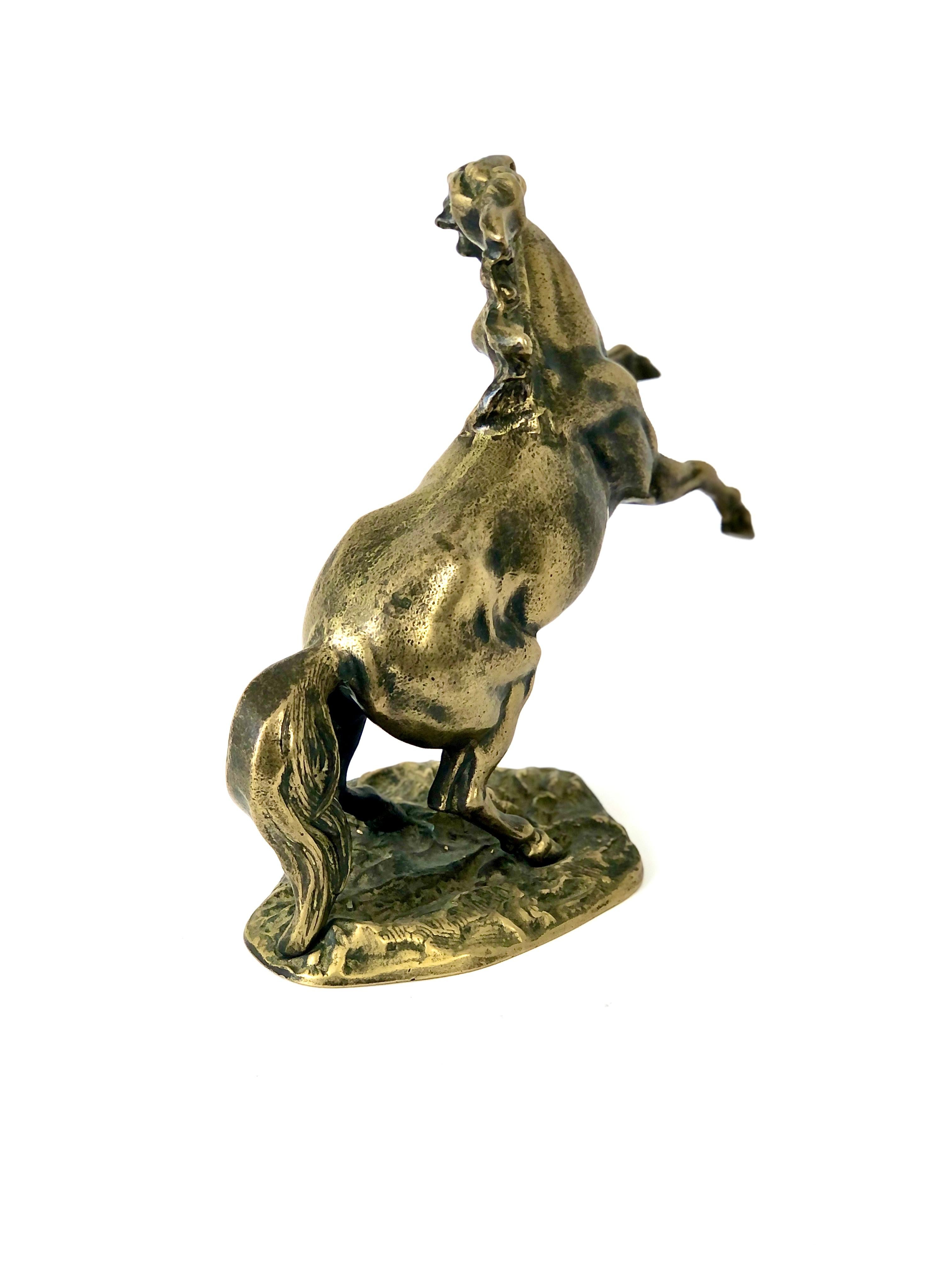 Französische vergoldete Bronze von Auguste Moreau „Prancing Horse“ aus dem 19. Jahrhundert  im Zustand „Gut“ im Angebot in LA CIOTAT, FR