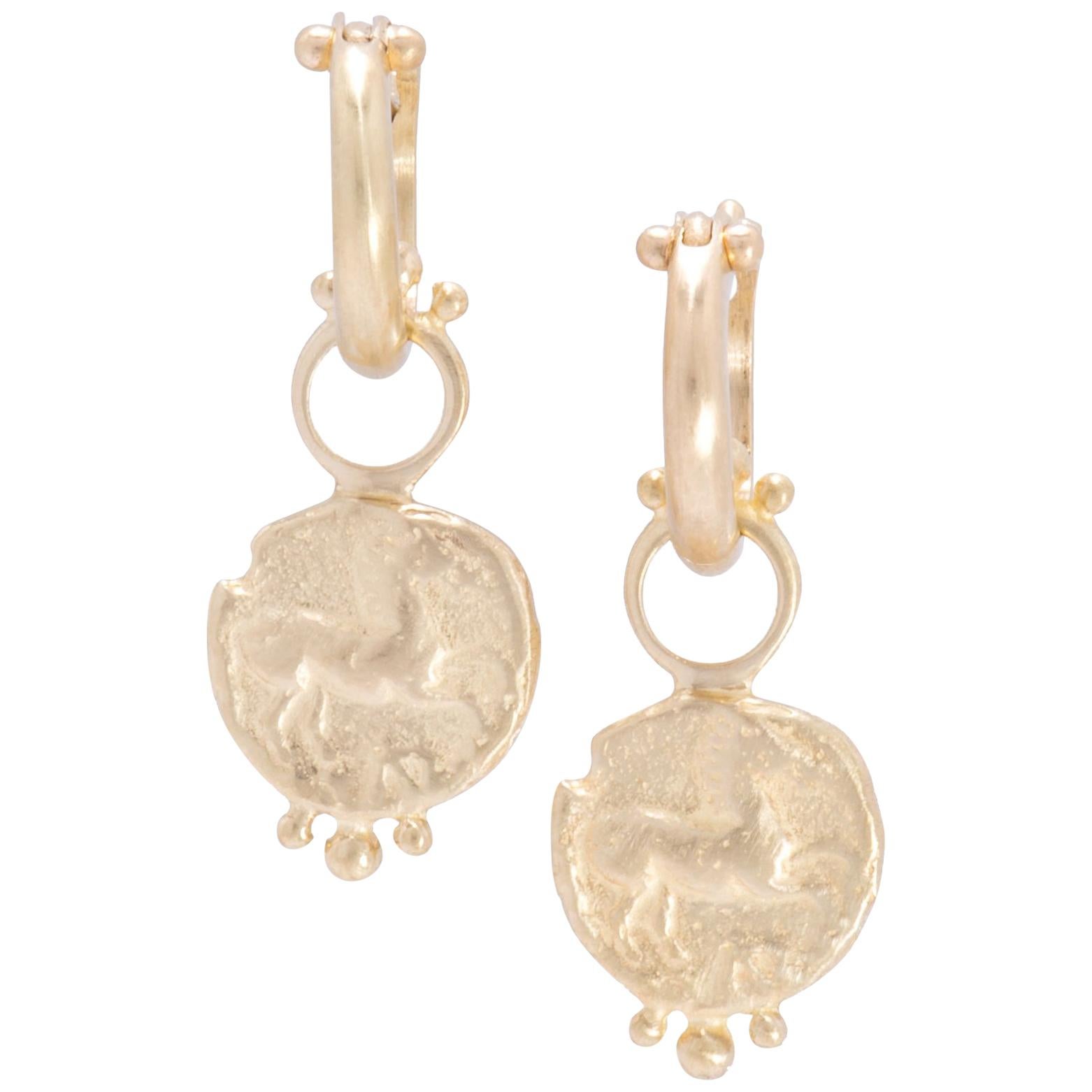 Prancing Horse Drop Earrings and Hoops in 18 Karat Gold For Sale