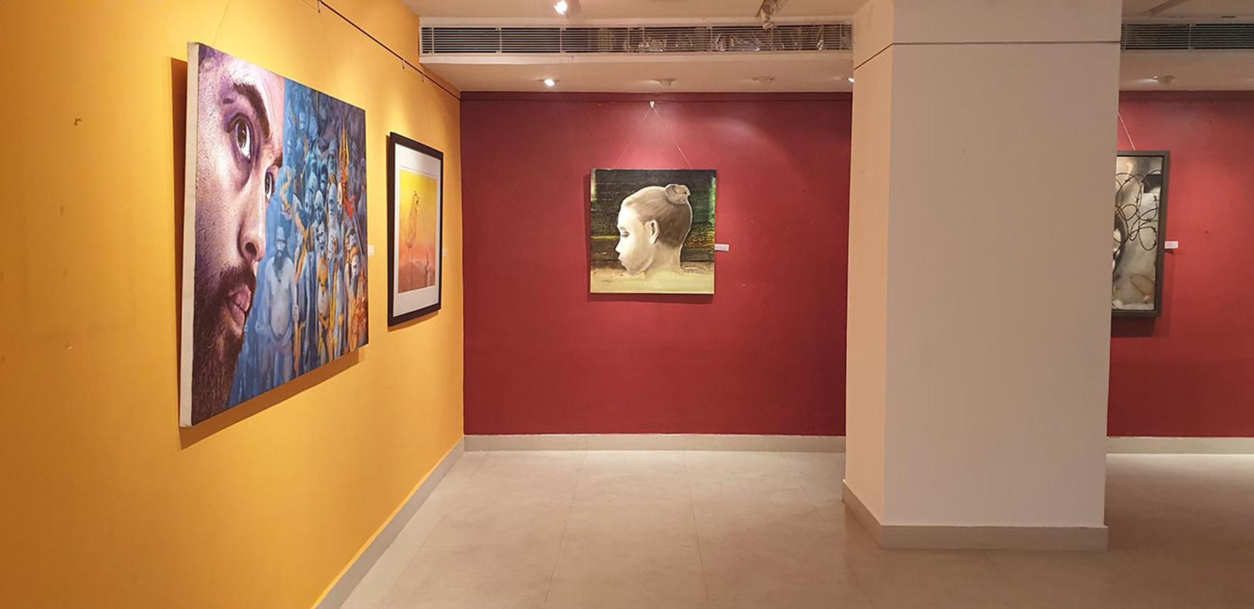 Figura di donna, Quadro, Olio, Acrilico su tela, Marrone, Verde, Grigio 