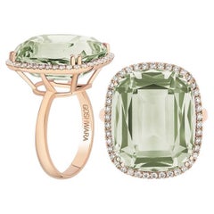 Anillo de oro amarillo de 18 quilates con prasiolita y diamantes talla cojín