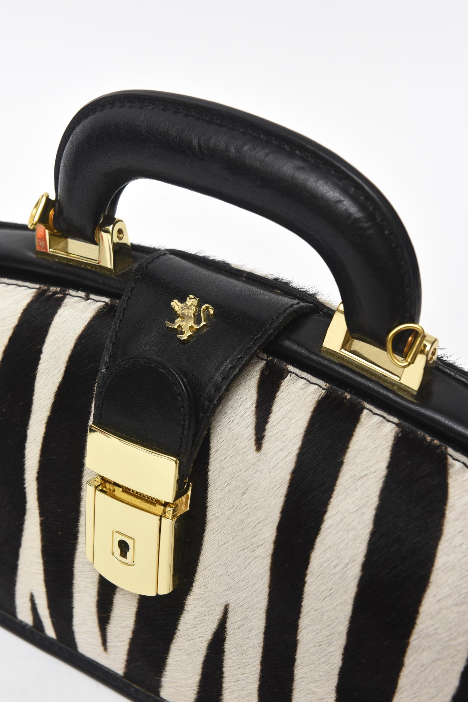 Pratesi Zebra Pony Hair & Black Leather Handbag with Gold Plate Italian Vintage In Good Condition In North Miami, FL