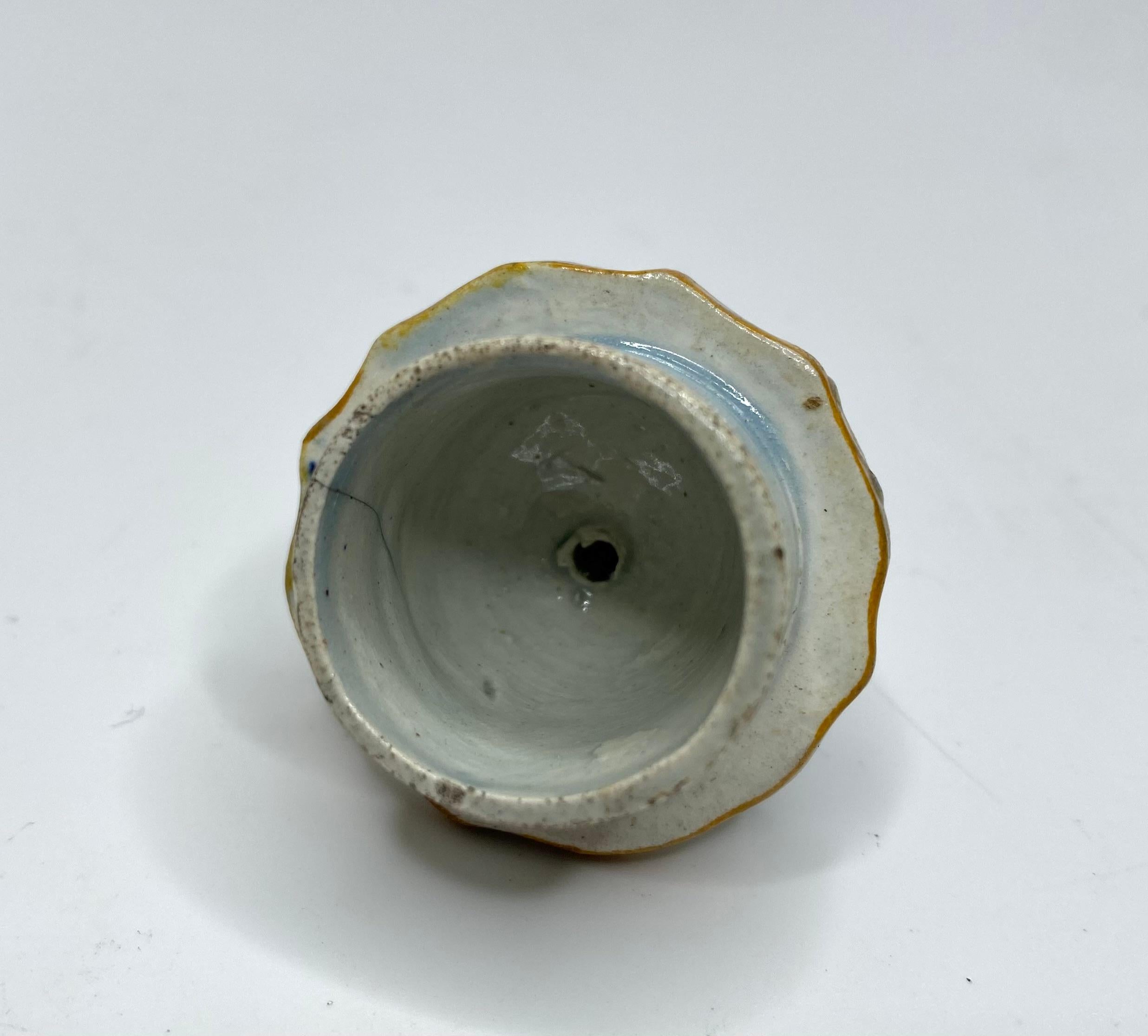 Prattware pottery ‘Macaroni’ tea caddy and cover, c. 1800. 5
