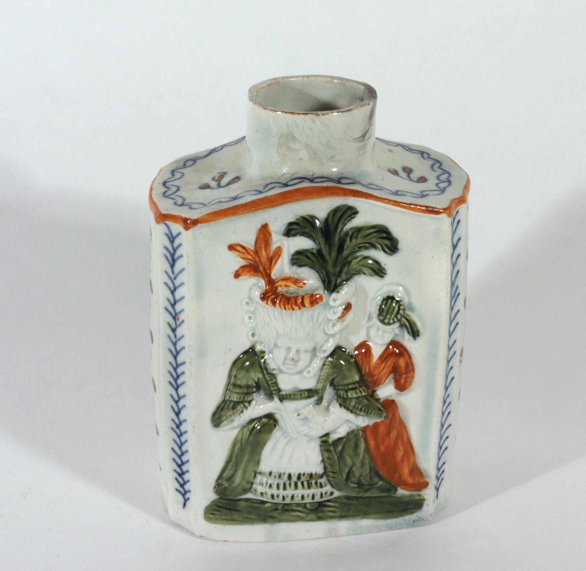 Prattware Pottery Macaroni Tea Caddy, Posiblemente Prestonpans. Escocia Georgiano en venta