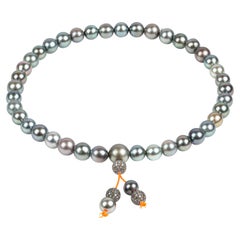 Prayer-Armband/Halskette mit Tahiti-Perlen und silbernen, mit Diamanten besetzten Perlen