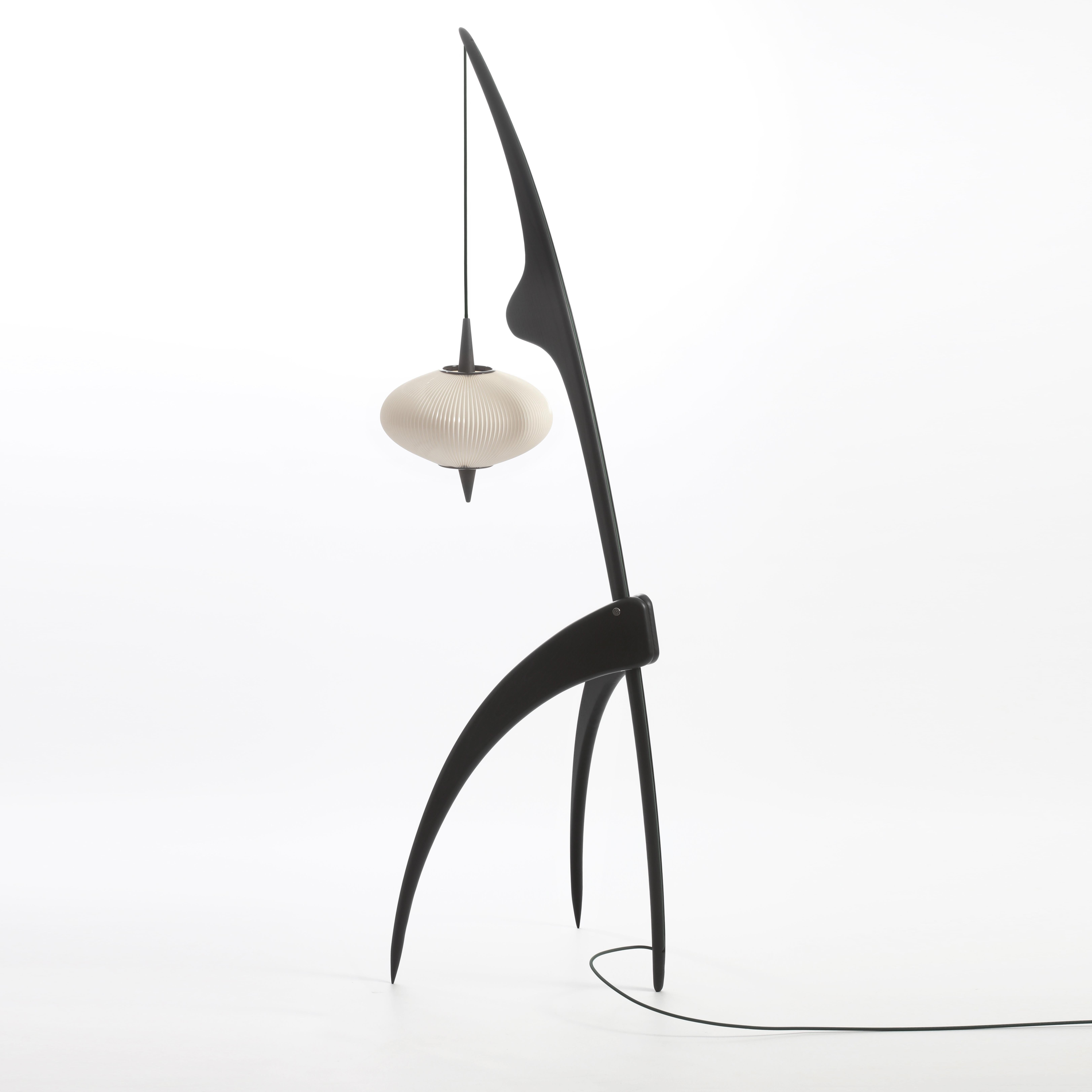 The Praying Mantis Floor Lamp by Rispal. Douglas Mont brings back Rispal’s iconic creations “Nouvelles Formes” with the release of new models. He honors at the same time the brand’s original style and DNA and pays tribute to the avant-gardism