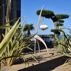 PRAYING MANTIS Floor Lamp in Natural Ash by Rispal