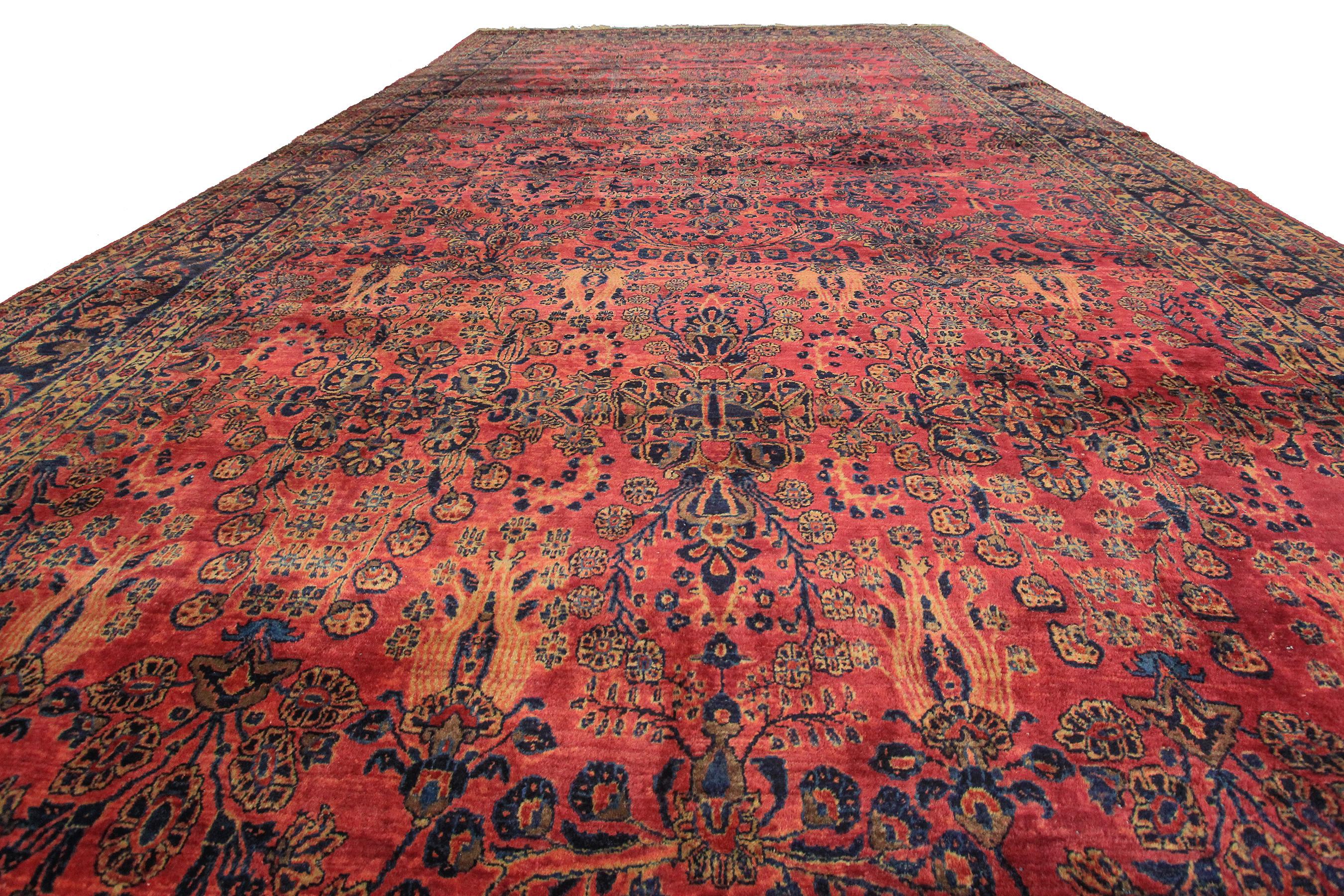 Pre-1900s Antique Persian Mohajeran Rug Oversized Antique Persian Rug 1890 In Excellent Condition For Sale In New York, NY