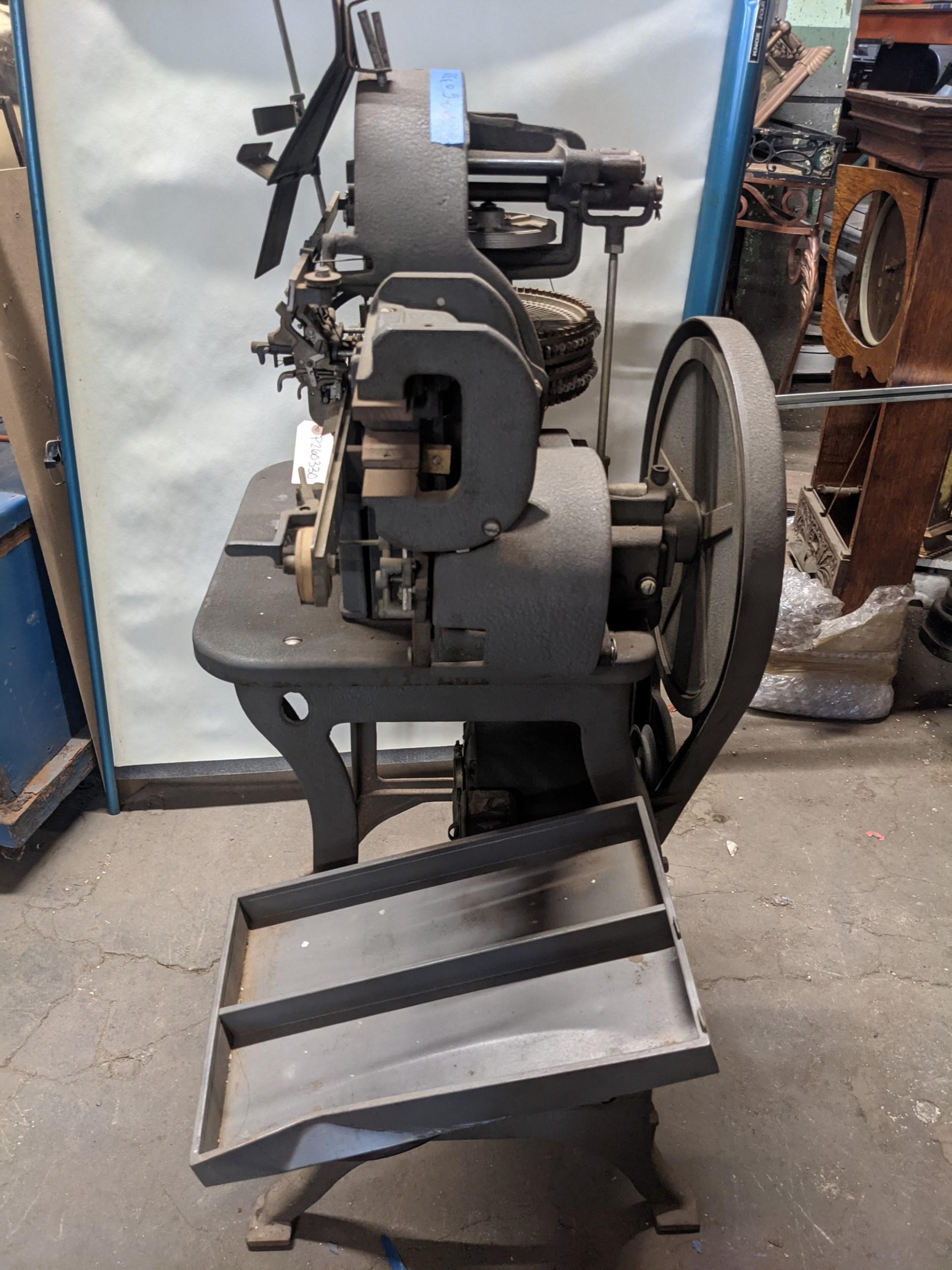 Graphotype, machine d'embossage et d'impression, pré-1929, Adressographe Modèle 6281 4