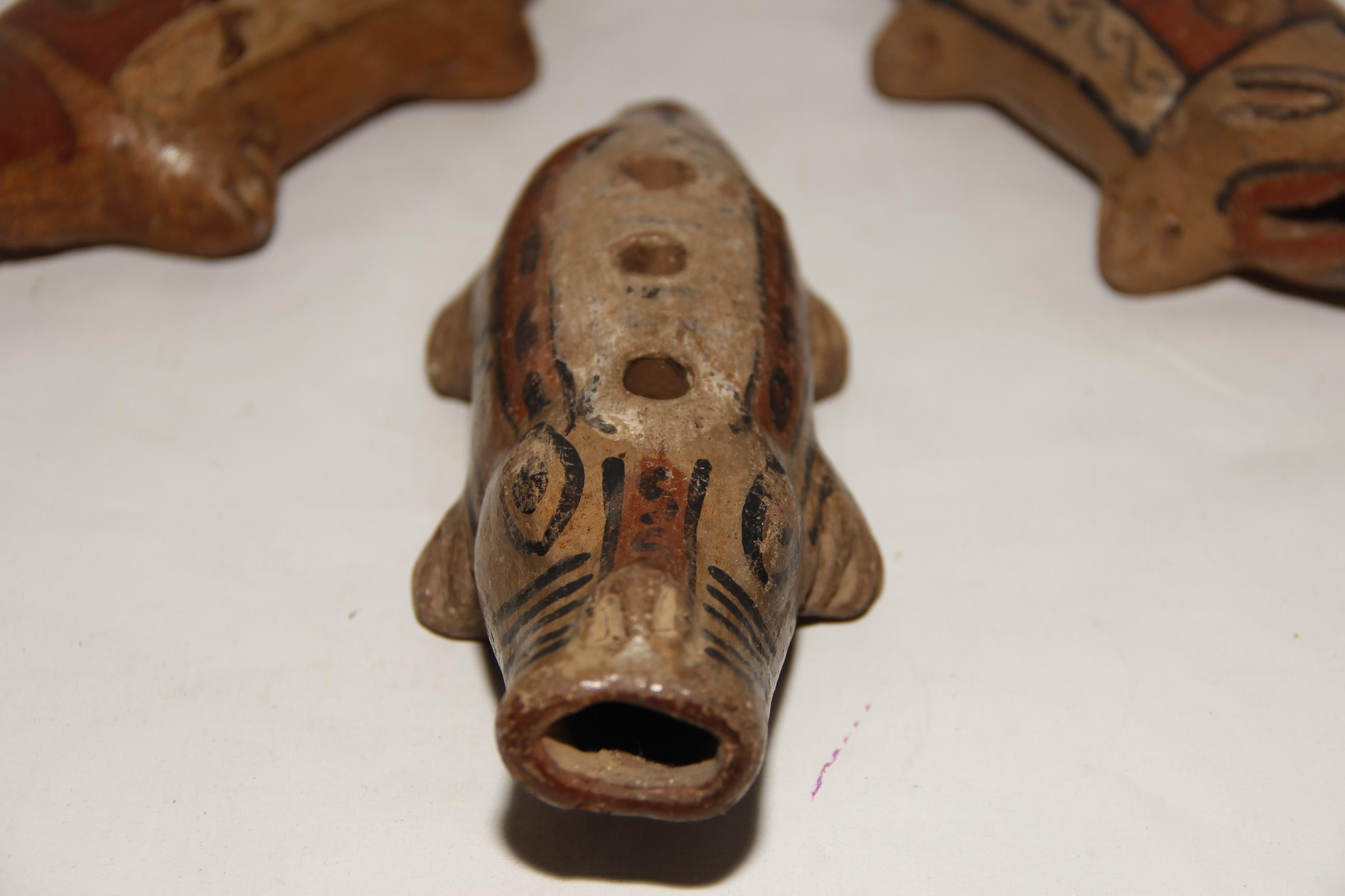 Pre-Columbian Style Nayarit Indian Polychromed Effigy Alligator Pipes In Good Condition For Sale In Lomita, CA