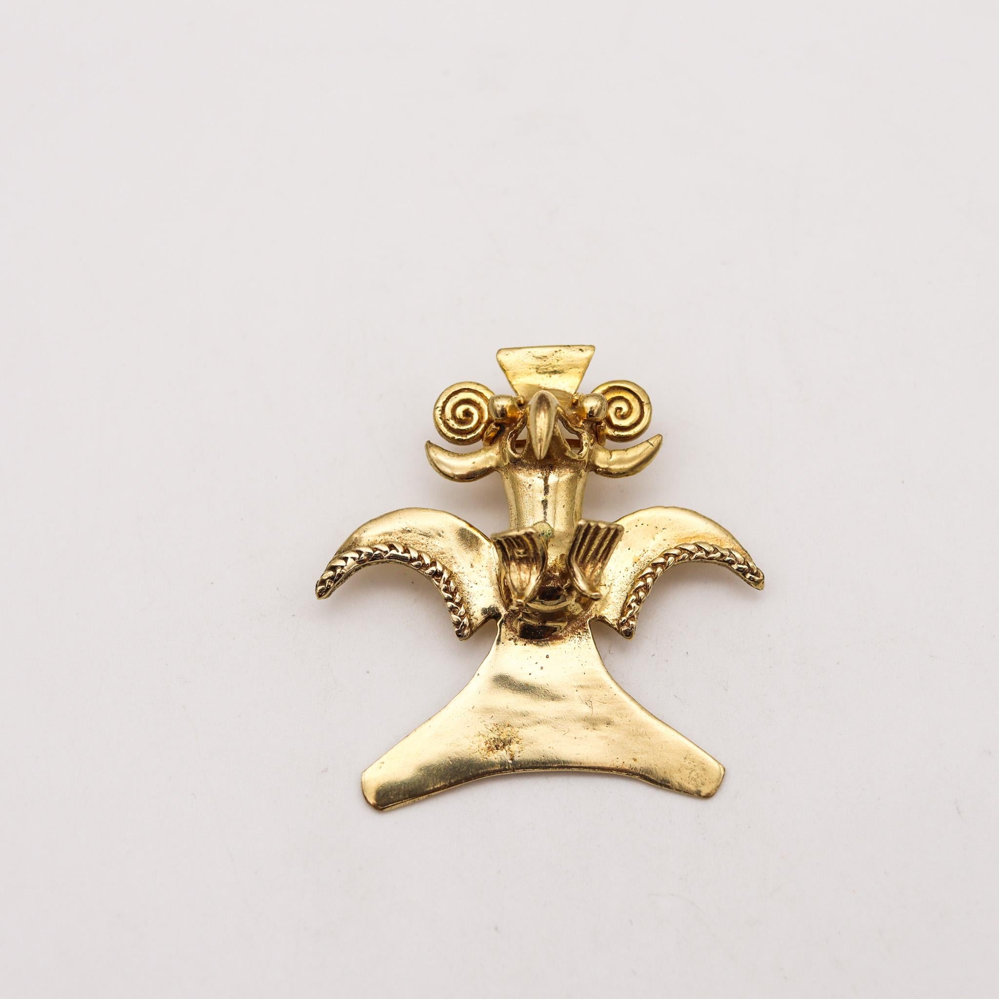 Tumbaga gold condor pendant from Costa Rica.

Very rare archeological pre-Columbian piece from the Central American region, between  Costa Rica and Panama. Created by the Chiriki culture, between the 800 and 1450 AD and crafted by the wax lost