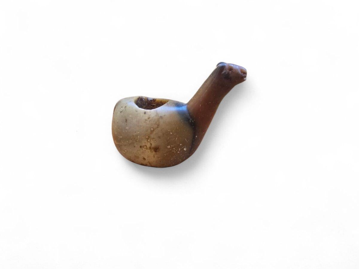 Sculpture Pre-Columbian en albâtre - Canopa en forme de lama inca en vente 3