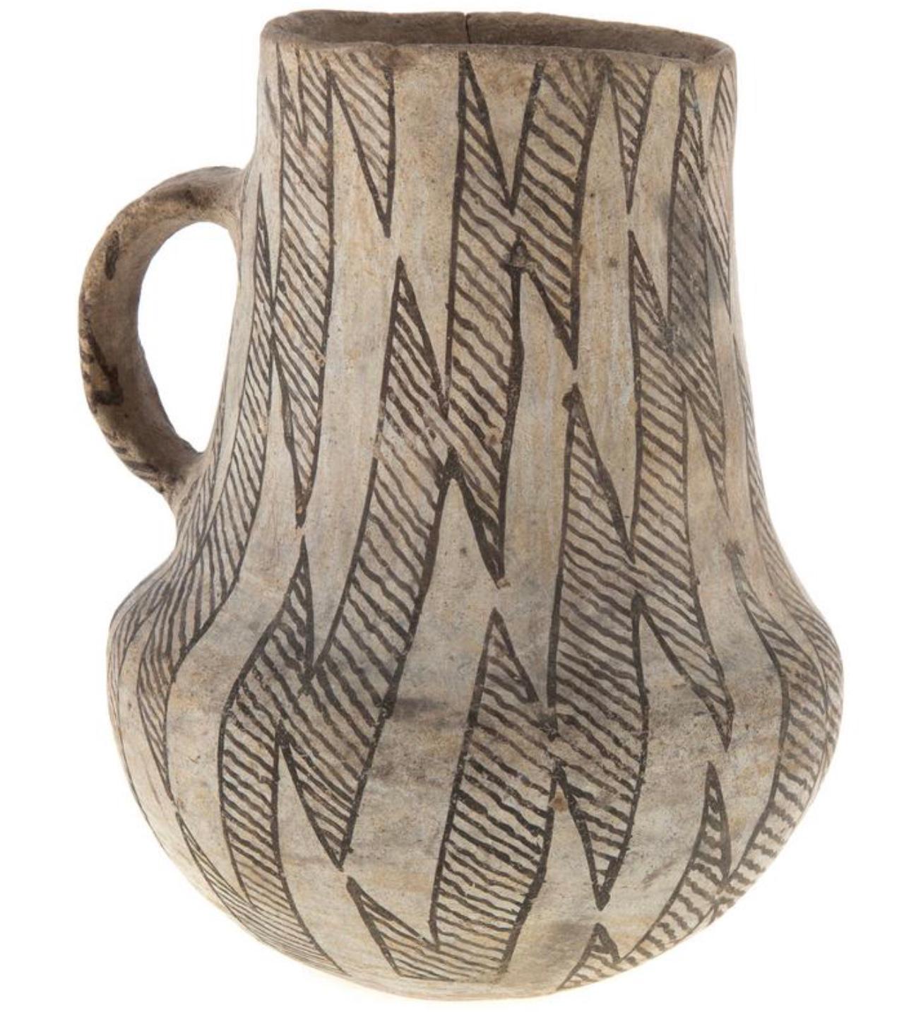 Folk Art Pre-Columbian Anasazi Black on White Pottery Mug Pitcher