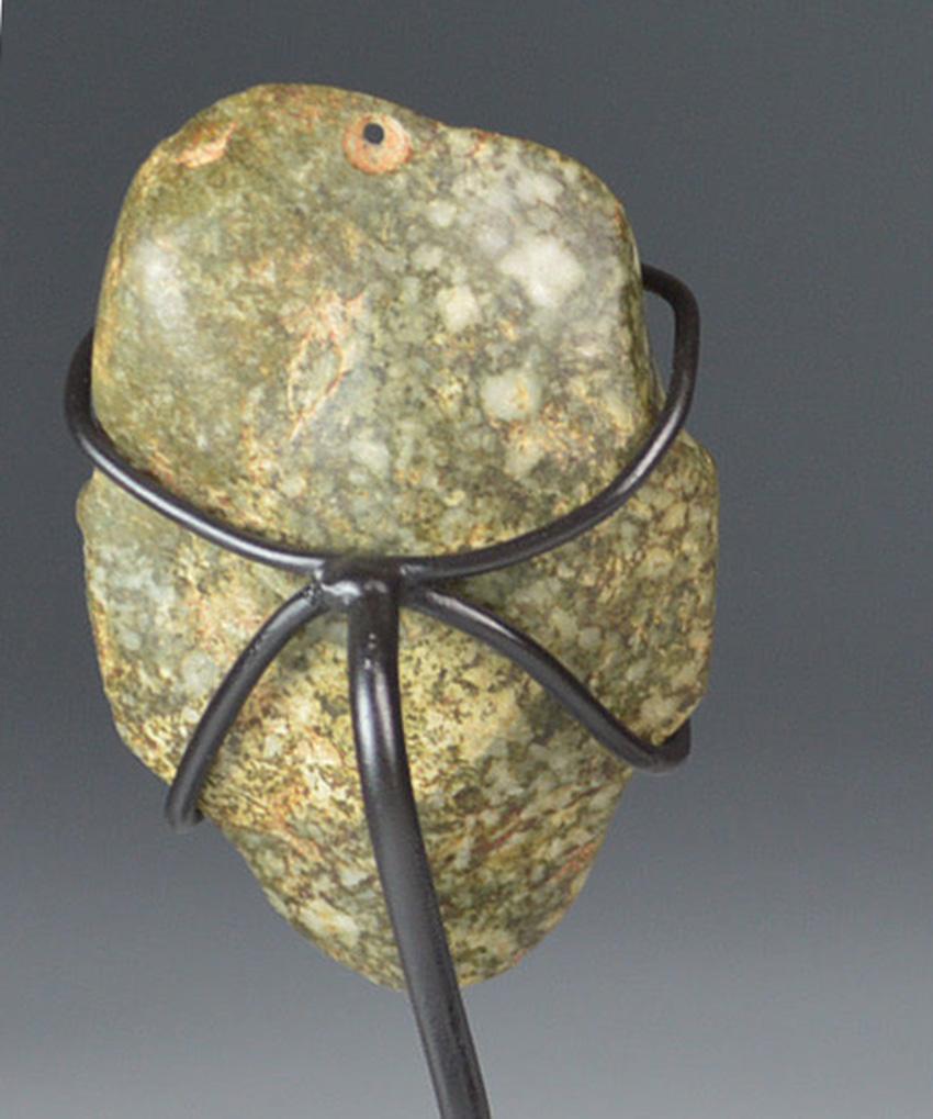 Pre Columbian Ancient Mexico Good Mezcala Green Stone Mask Pendant In Good Condition In London, GB
