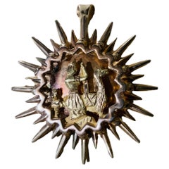 Grande broche pendentif soleil péruvienne d'art précolombien en or 18 carats 