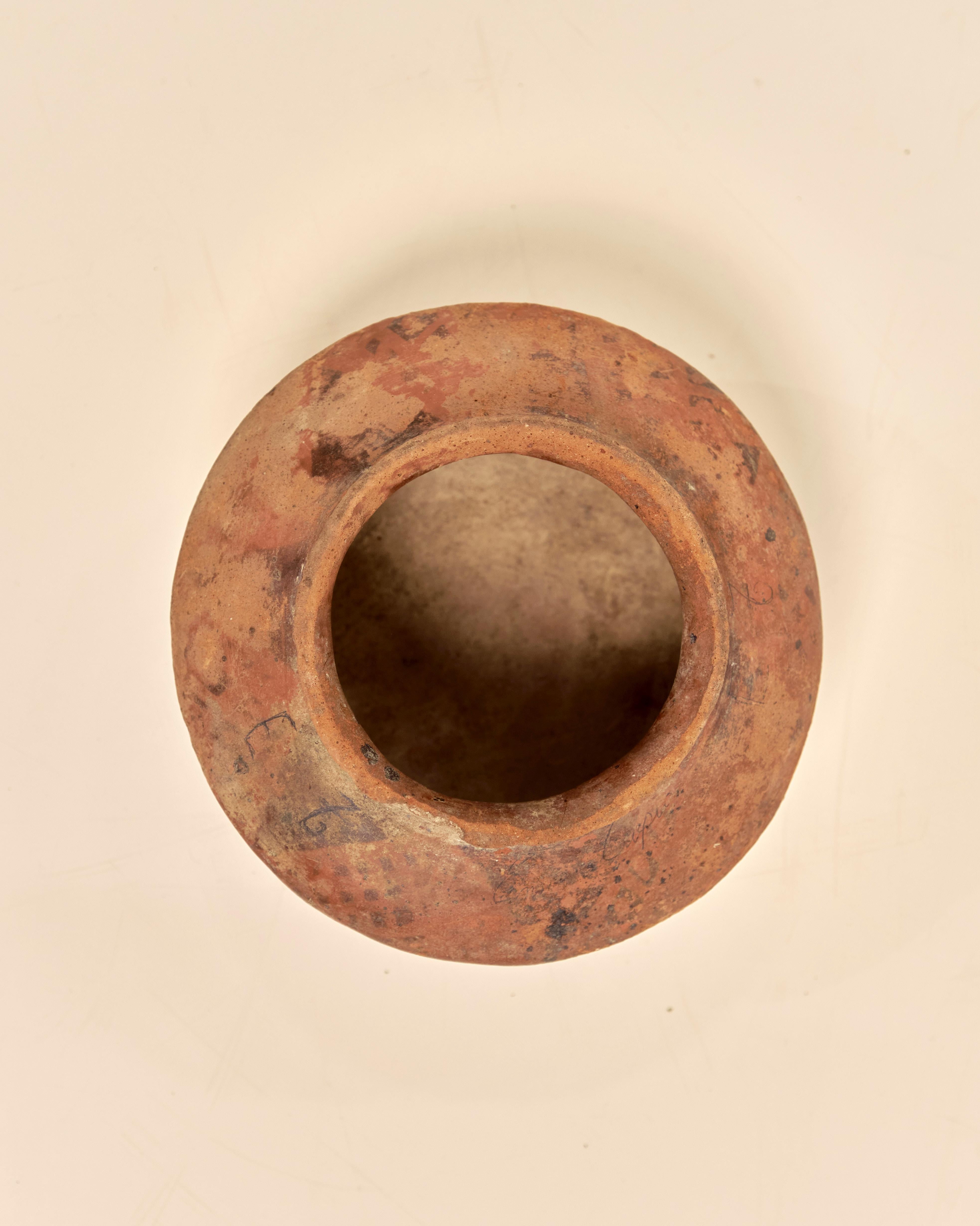 18th Century and Earlier Pre-Columbian Ceramic Wide Mouth Bowl For Sale