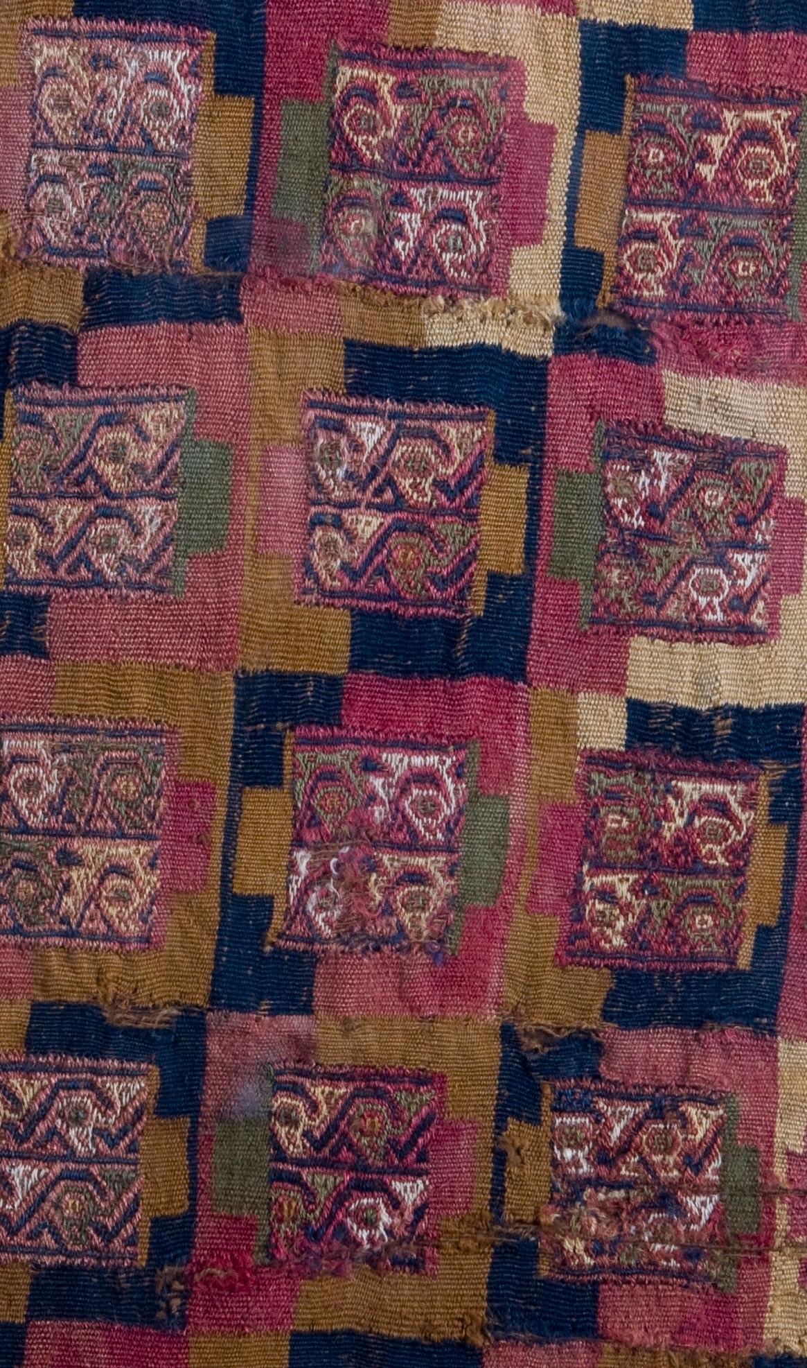 Textile Pre-Columbian Chuquibamba Banner, Peru 1000-1400 AD Ex Guillot-Muñoz For Sale