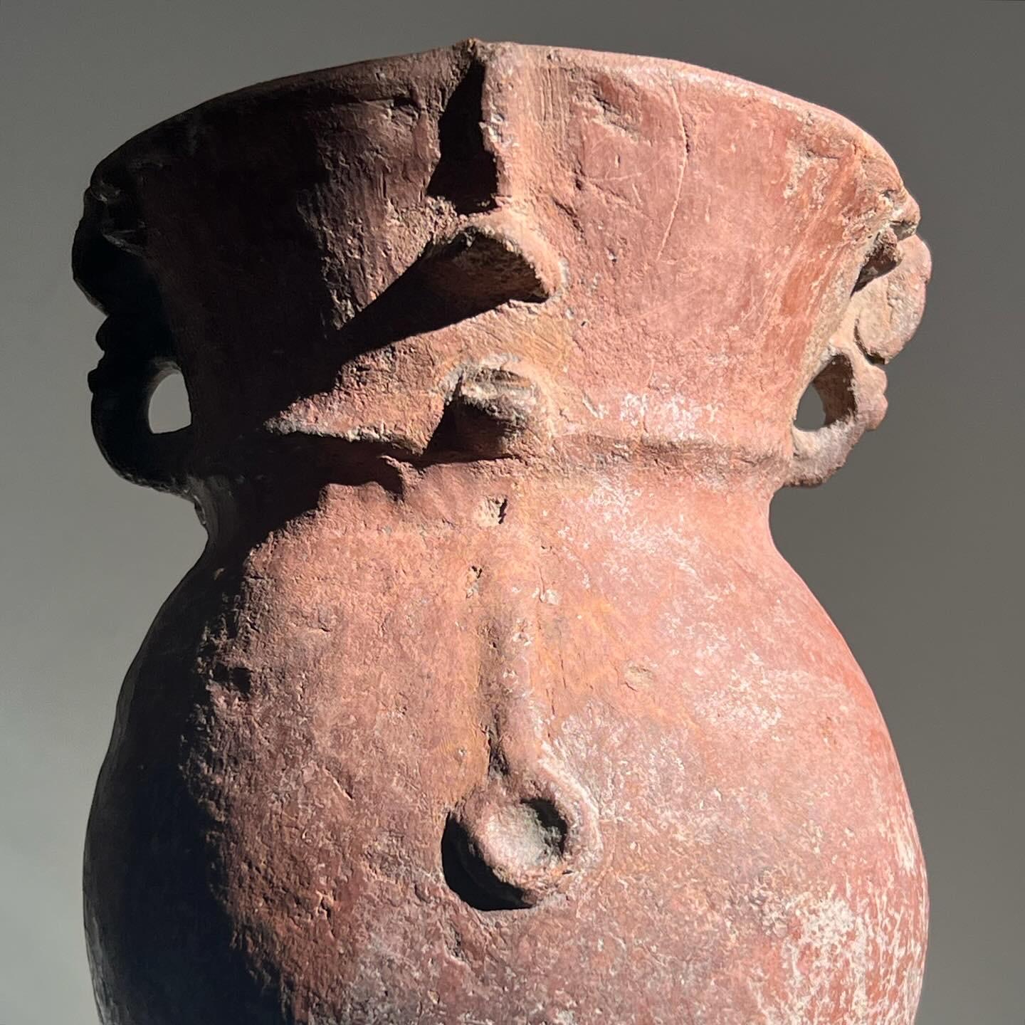 Clay Pre Columbian clay pottery vessel  For Sale