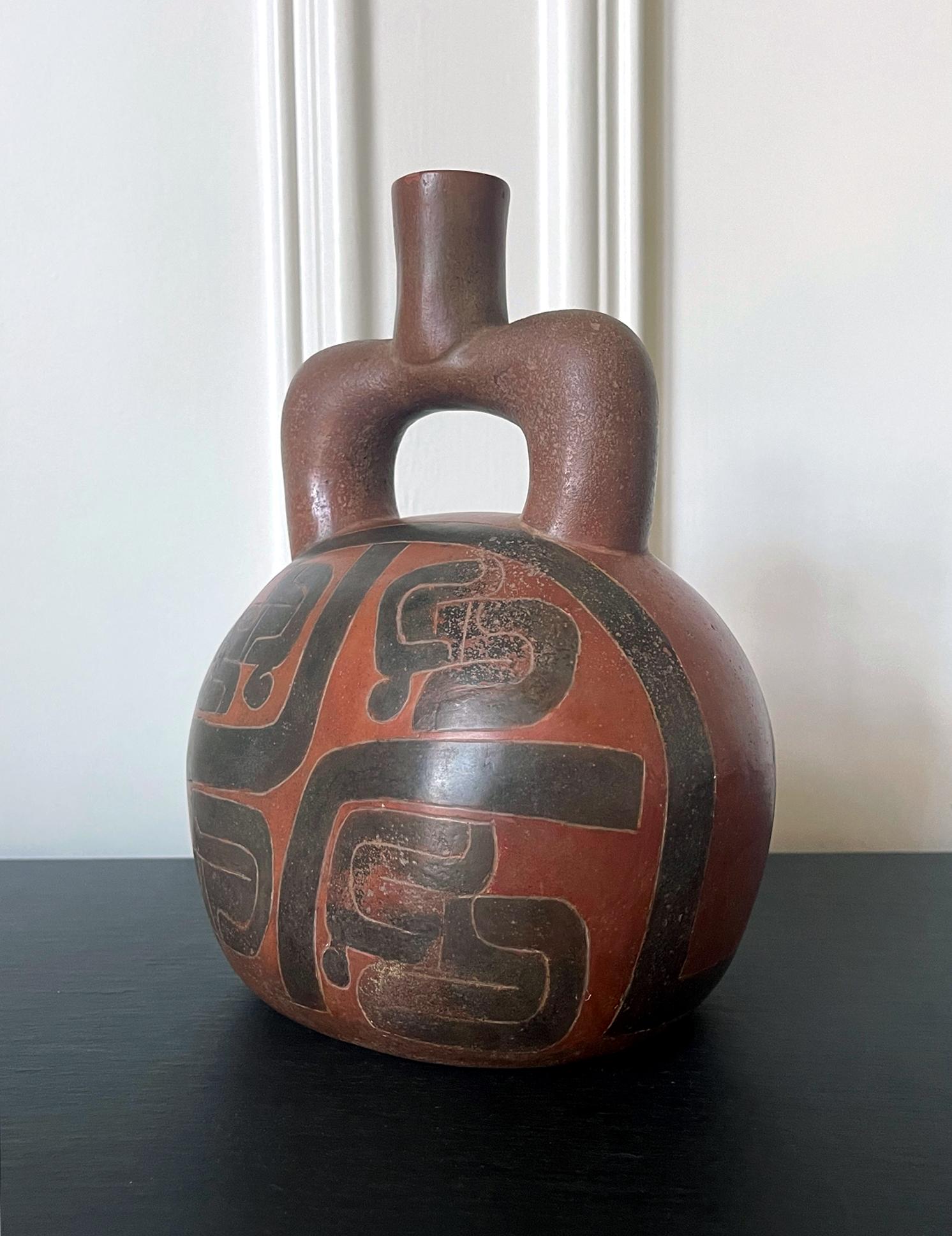 jarrones de la cultura chavin
