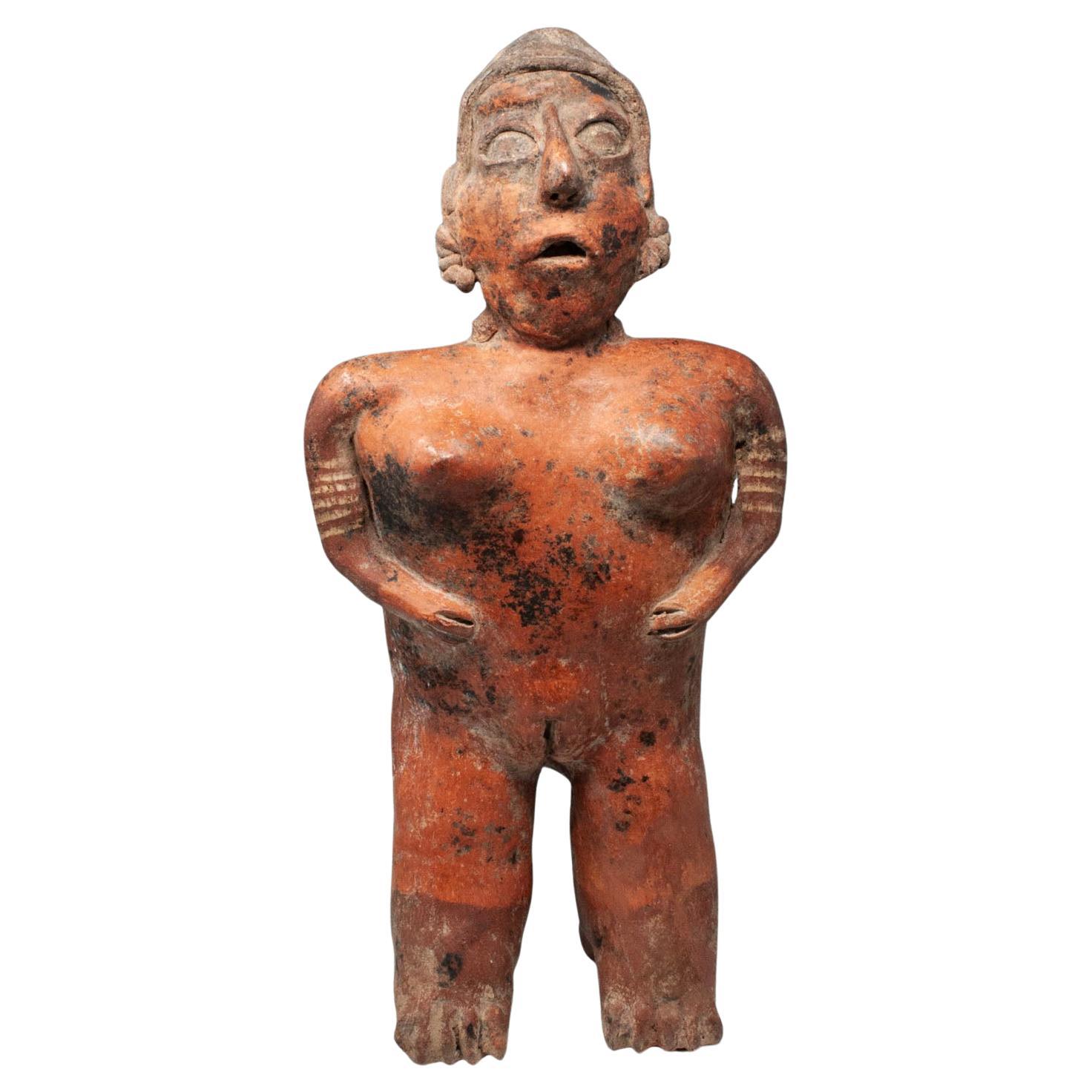 Figura femminile in terracotta Pre-Columbian, Nayarit, Messico in vendita