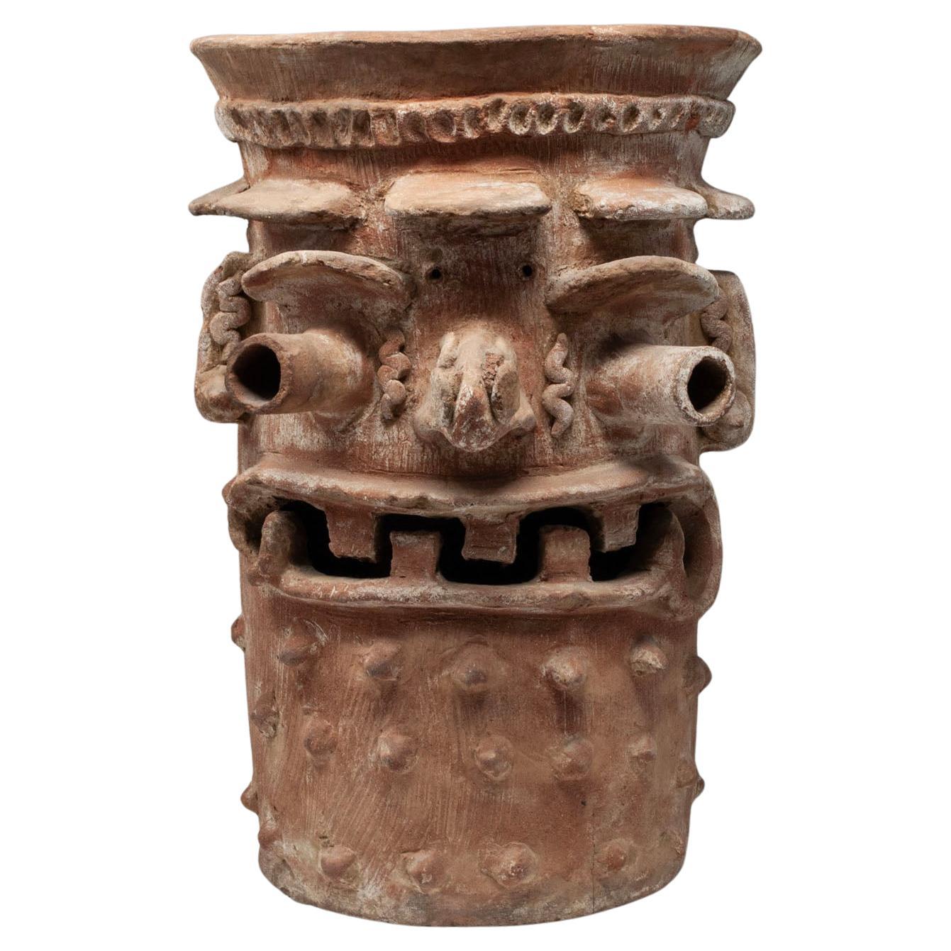 Incensario di terracotta Pre-Columbian, El Chanal, Colima, Messico occidentale
