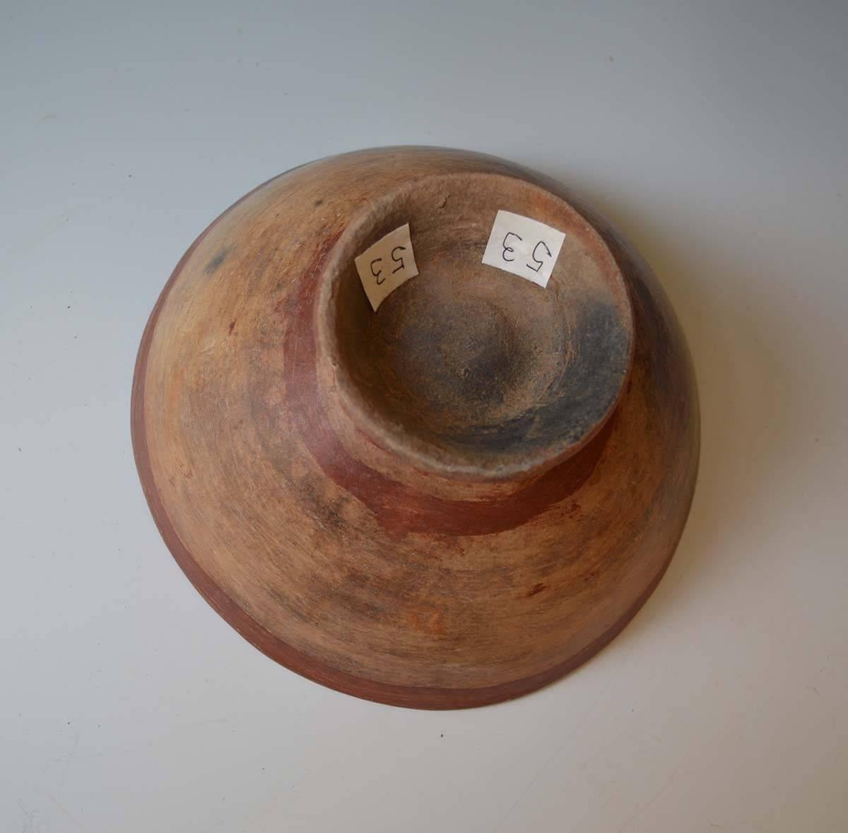 Pre Columbian Fine Capuli Star Painted Bowl Nariño Charchi In Good Condition For Sale In London, GB