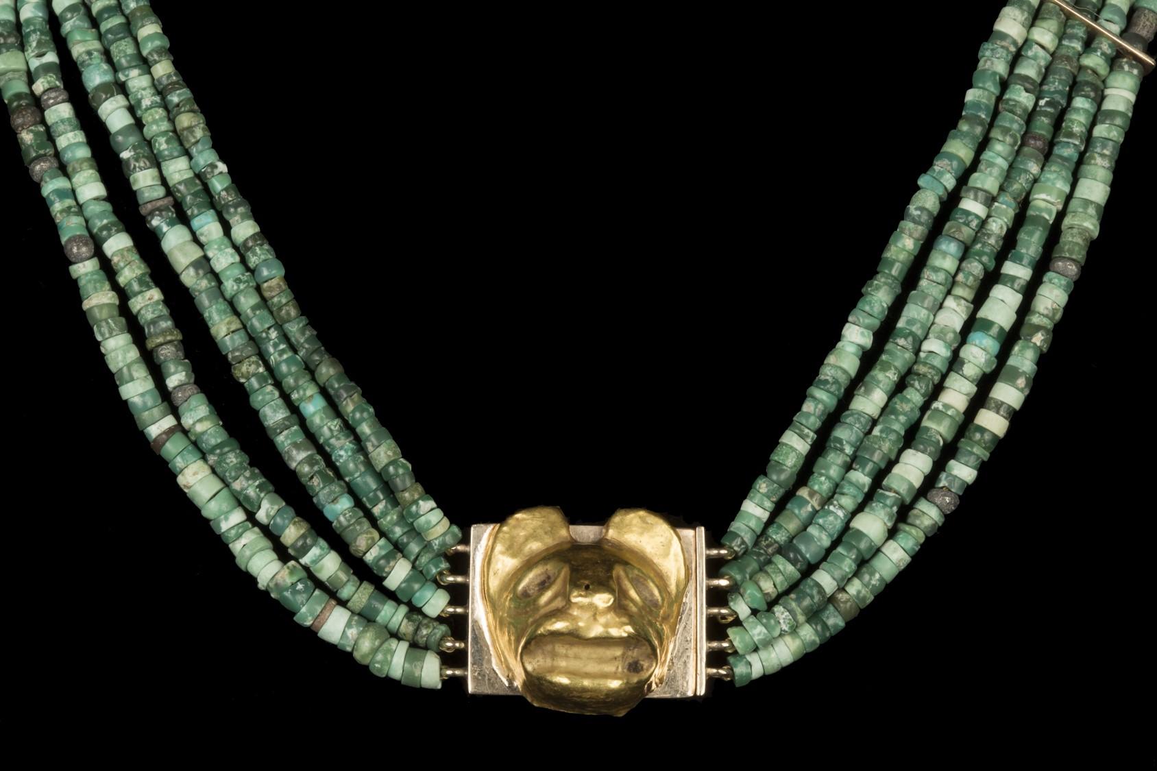 Perle Collier Pre-Columbian à cinq branches en turquoise et or Chavin Félin en vente