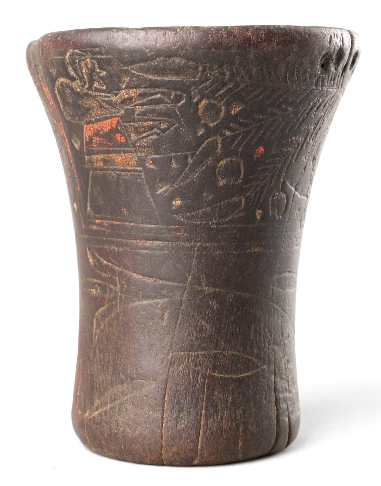 Peruvian Pre-Columbian Inca Hand Carved Kero / Drinking Vessel, 1300-1500 AD For Sale