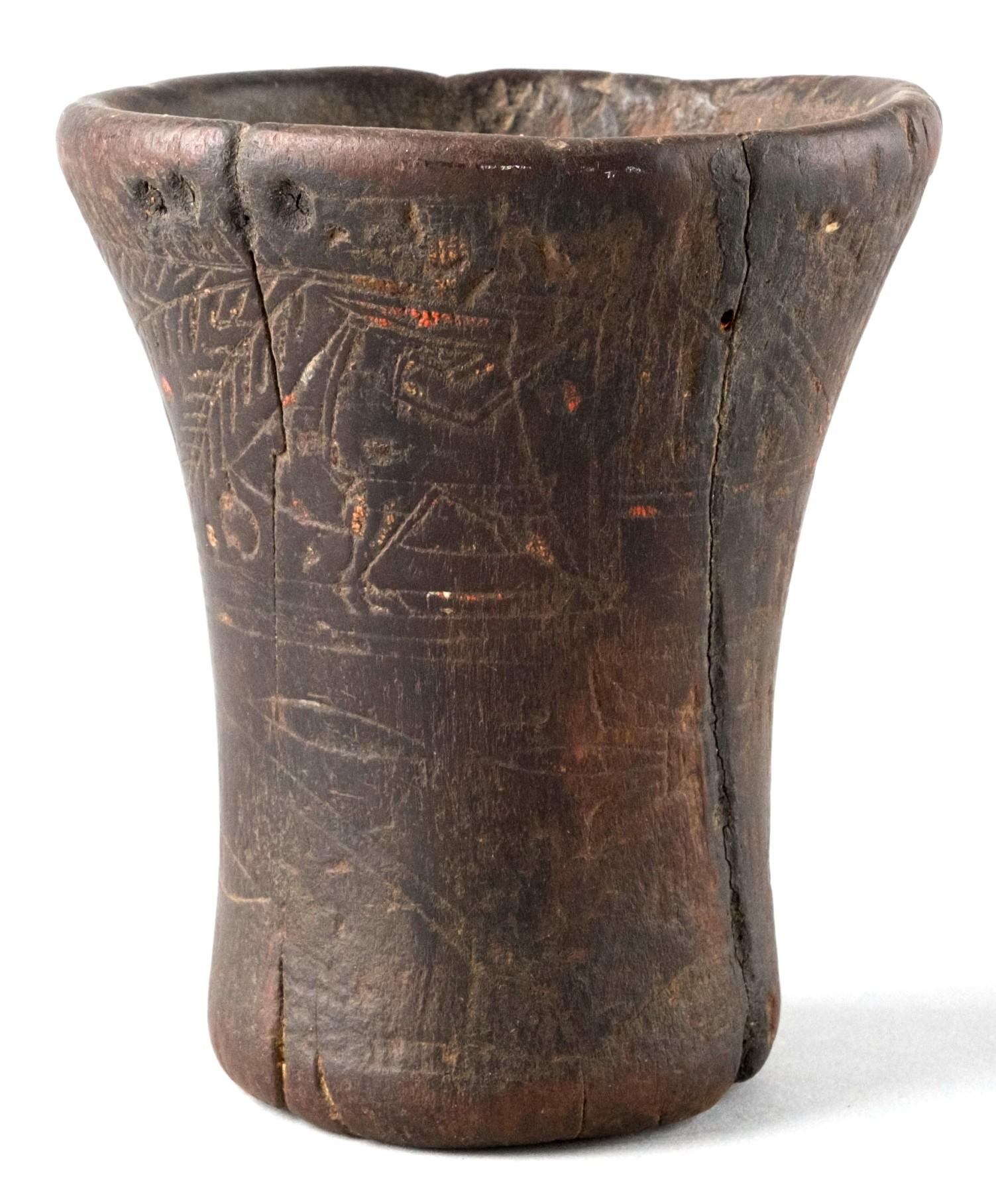 Hand-Carved Pre-Columbian Inca Hand Carved Kero / Drinking Vessel, 1300-1500 AD For Sale
