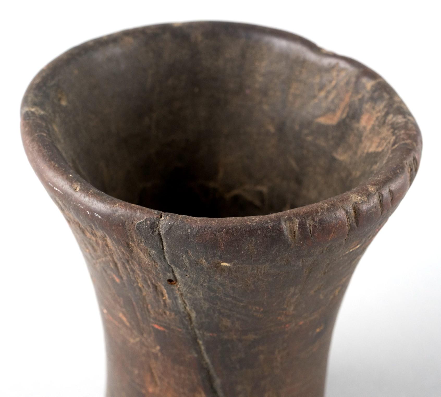 Pre-Columbian Inca Hand Carved Kero / Drinking Vessel, 1300-1500 AD In Good Condition For Sale In Ottawa, Ontario