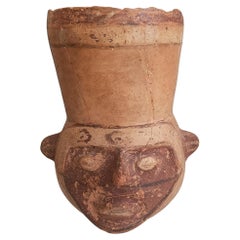 Vasija precolombina Huari Wari Antiguo arte sudamericano