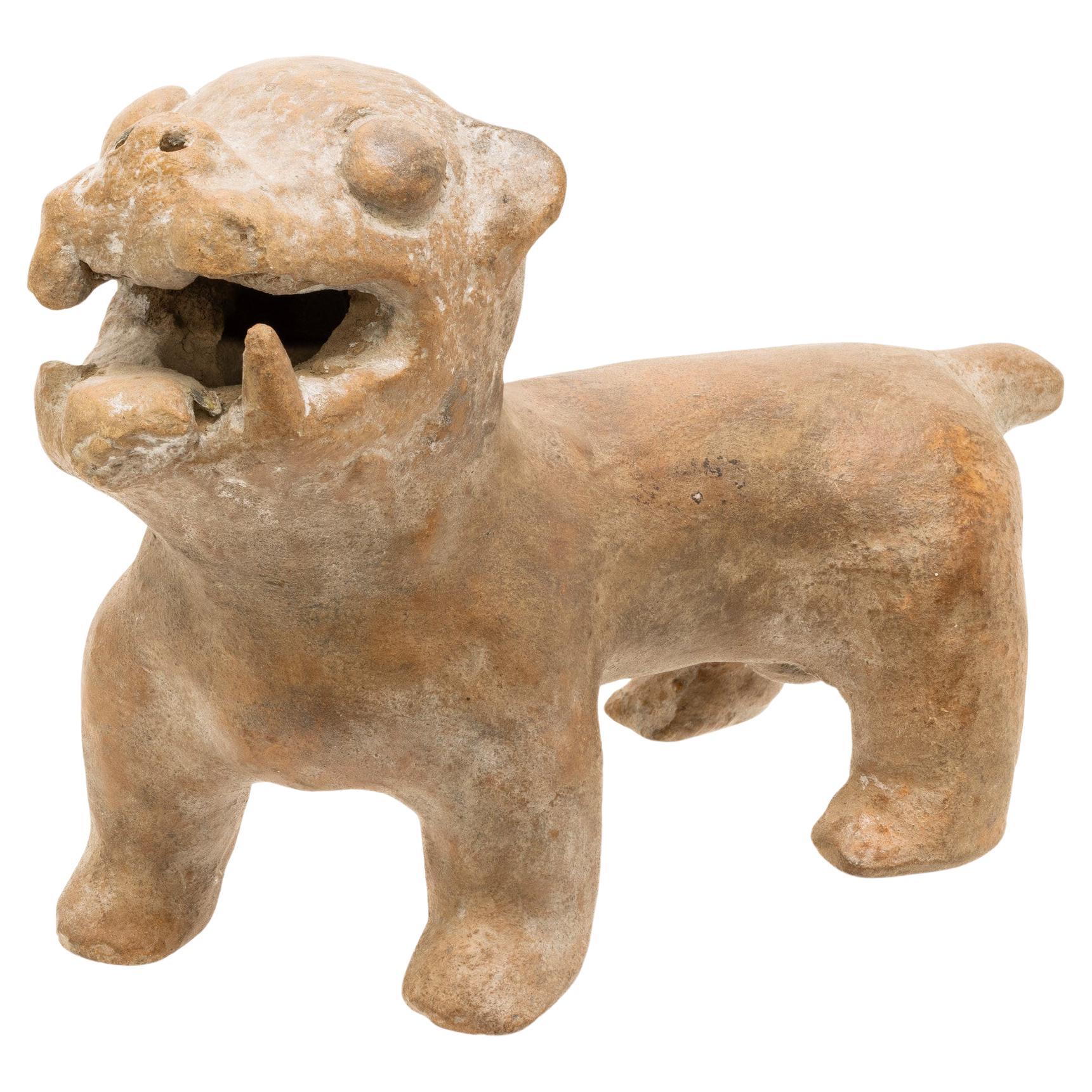 Perro de cerámica precolombina de Jalisco