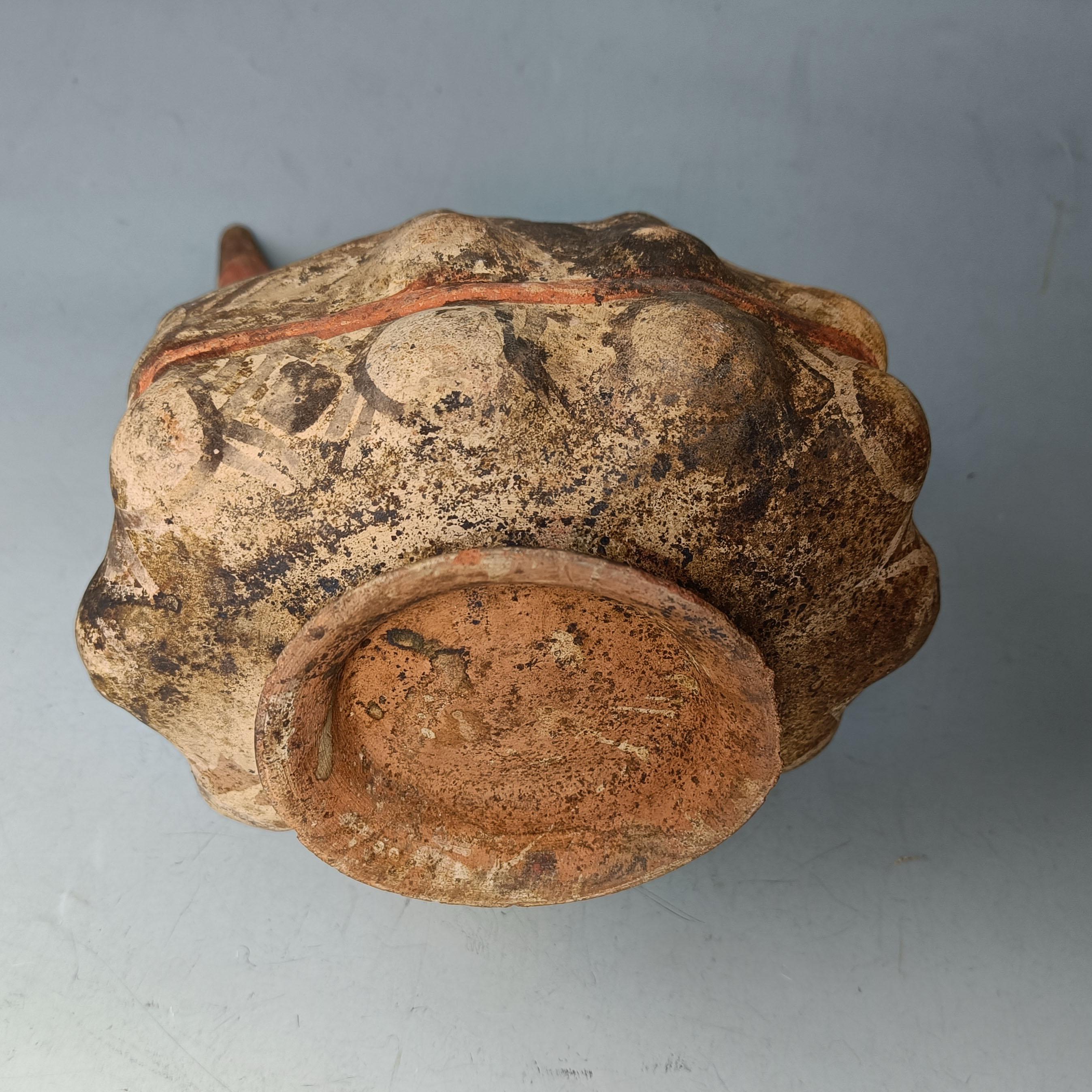 Pre Columbian Lambayeque  Stirrup whistle Vessel South Latin American Antiques In Fair Condition For Sale In London, GB