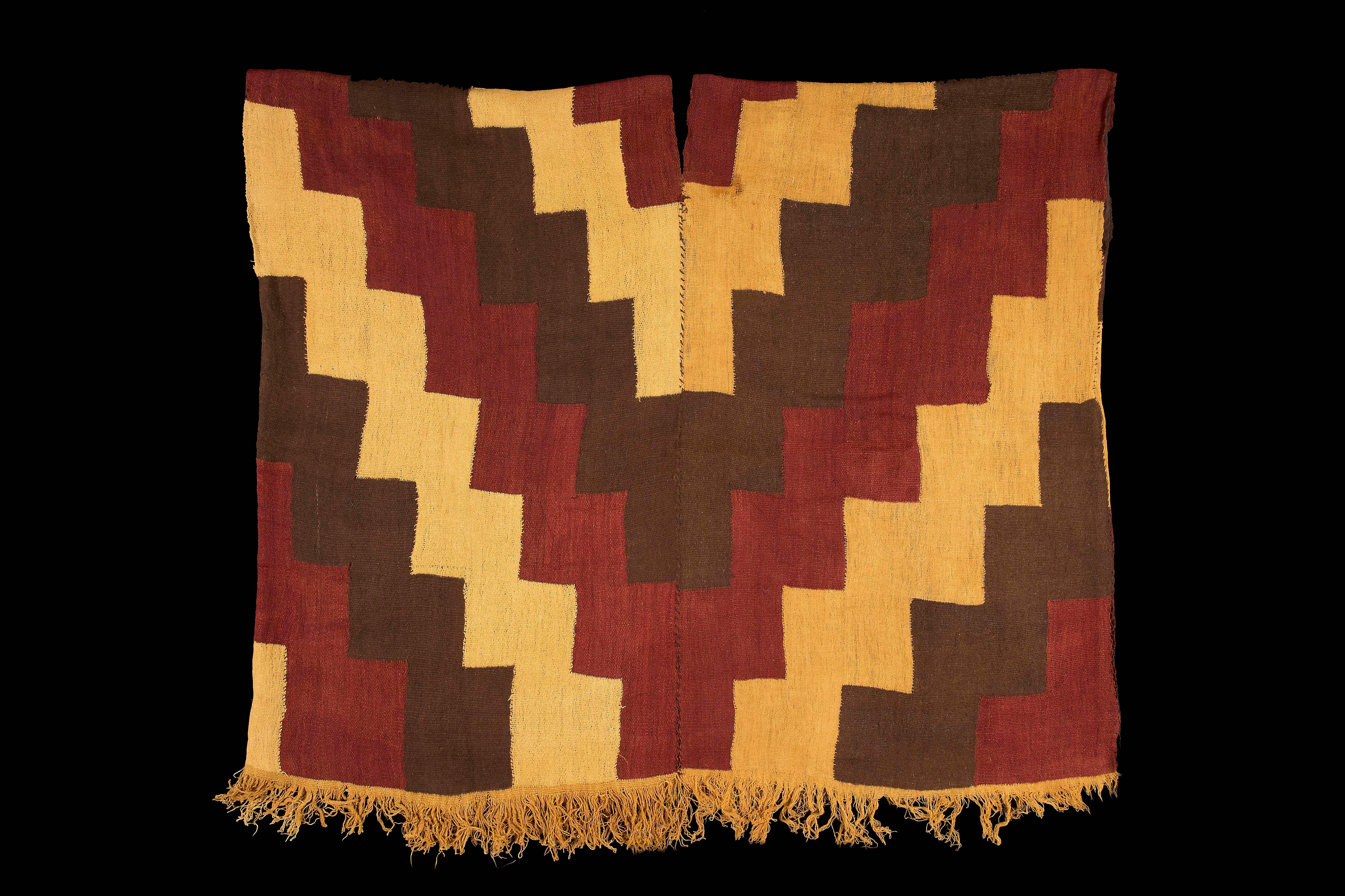 Peruvian Pre-Columbian Nazca Stepped Textile Poncho, Nazca Peru, 200-400 AD For Sale