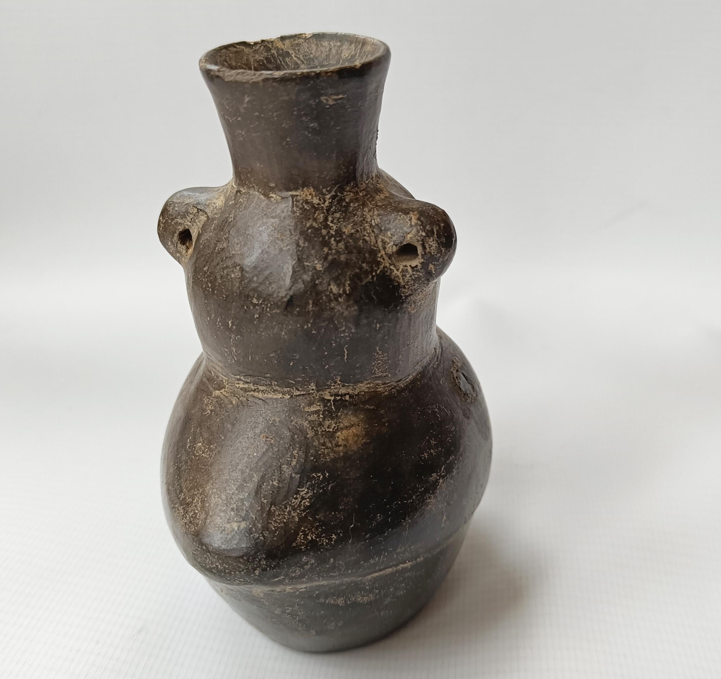 Vaso precolombino Chimú Aviario América del Sur antigua Circa 10 - siglo XV d.C. en Bastante bueno estado para la venta en London, GB