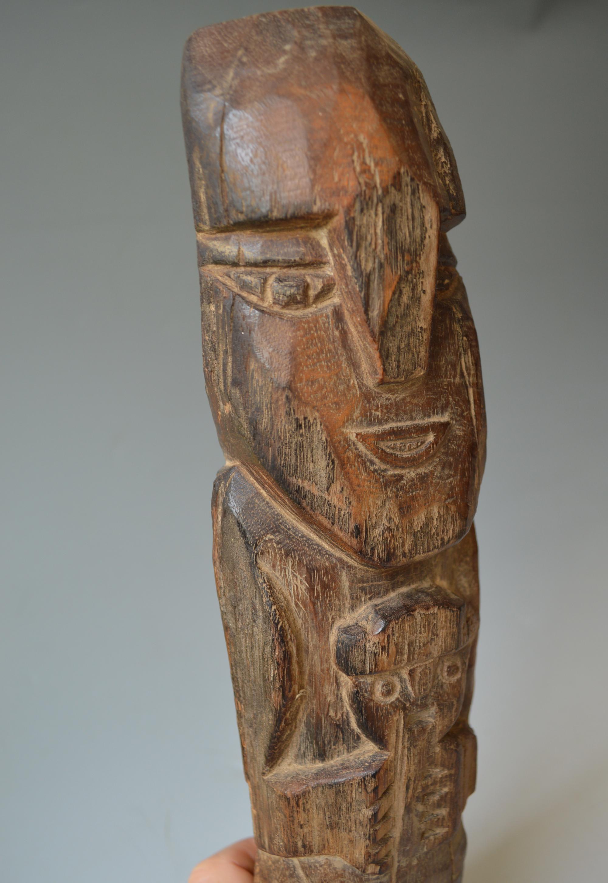 Pre Columbian Rare Lambayeque Wood Figure In Good Condition For Sale In London, GB