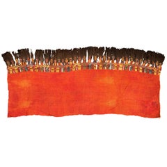 Gauze rouge précolombien avec figures de Muñecas, Proto-Nazca, Pérou, 100 avant J.-C.-300 après J.-C.