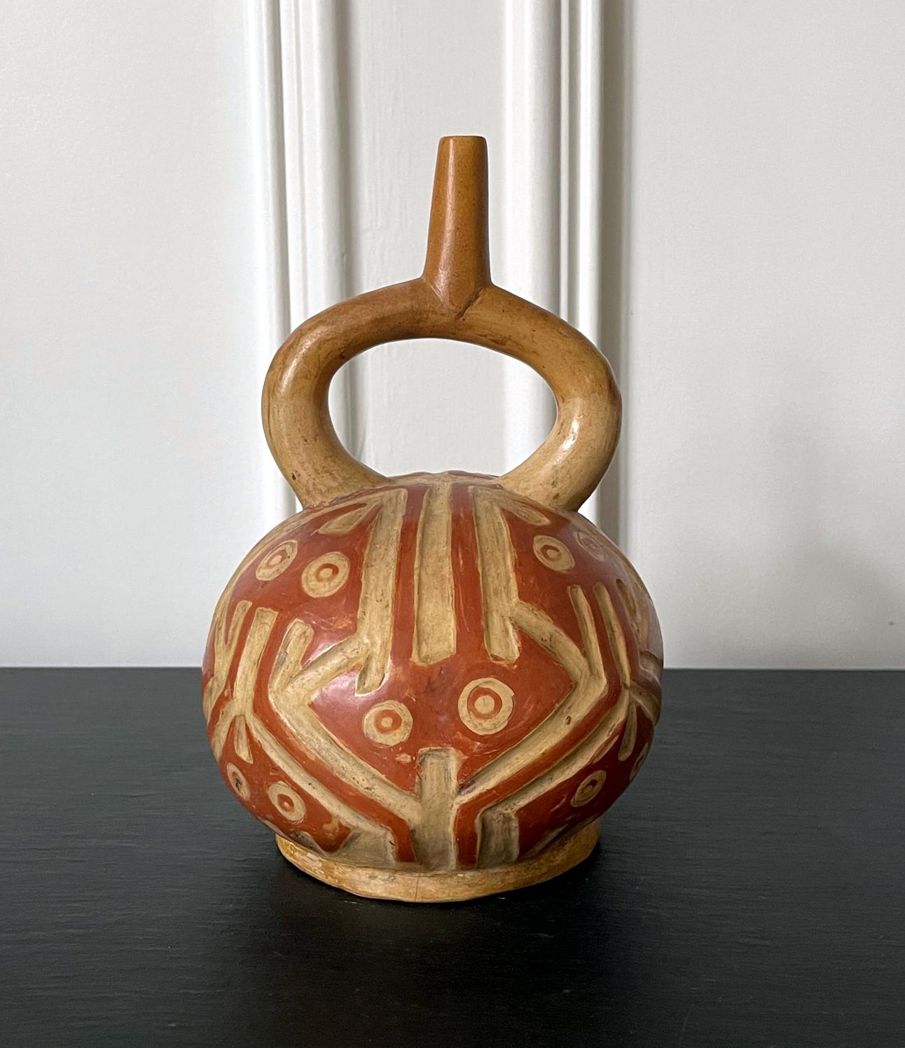 18th Century and Earlier Pre-Columbian Stirrup Vessel from Moche Culture For Sale