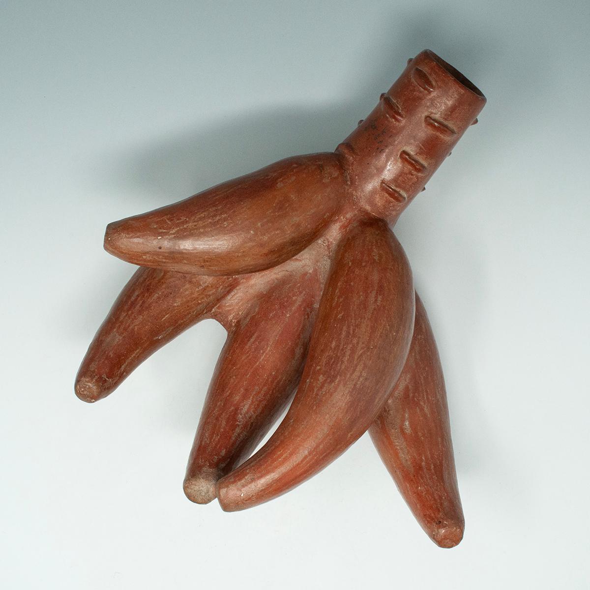 Vasija precolombina de terracota, Cultura Moche, Perú siglo XVIII y antes en venta