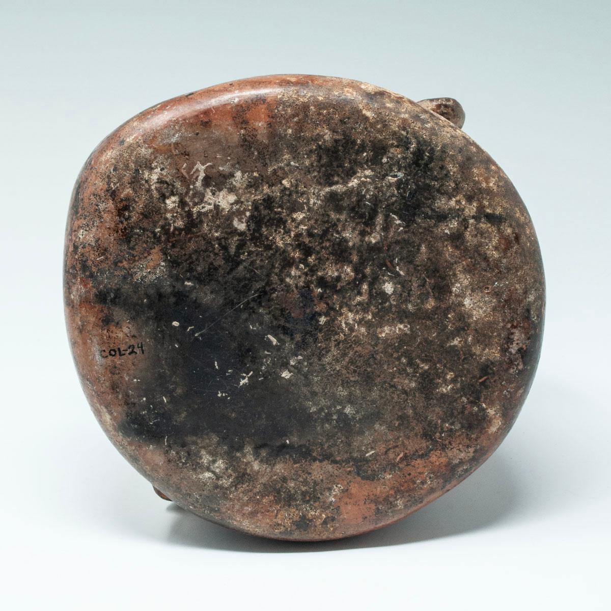Fino al XVIII secolo Vaso Pre-Columbian a forma di testa di sciamano, Colima, Messico occidentale in vendita