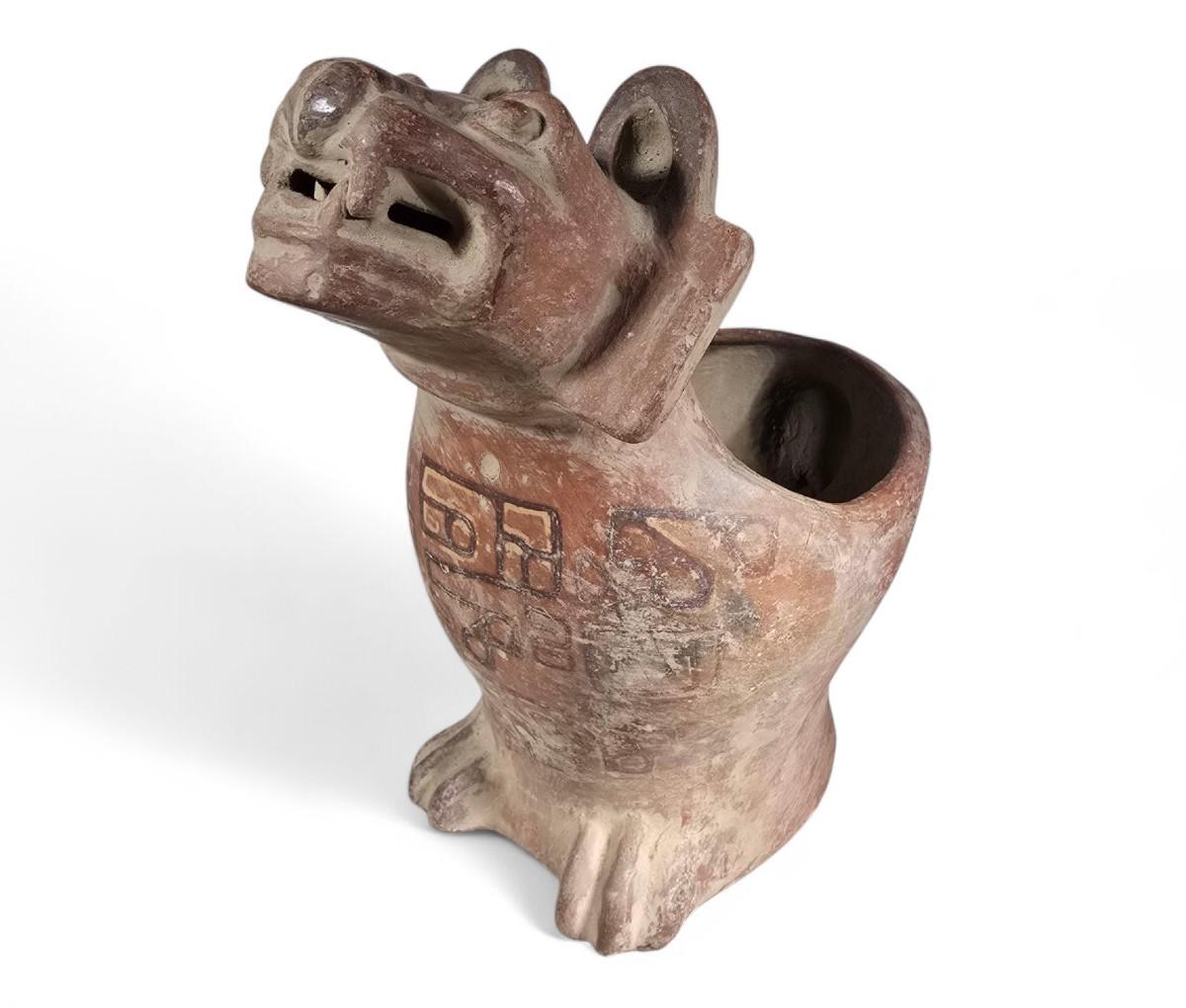 Vase en céramique zoomorphe Pre-Columbian en vente 3